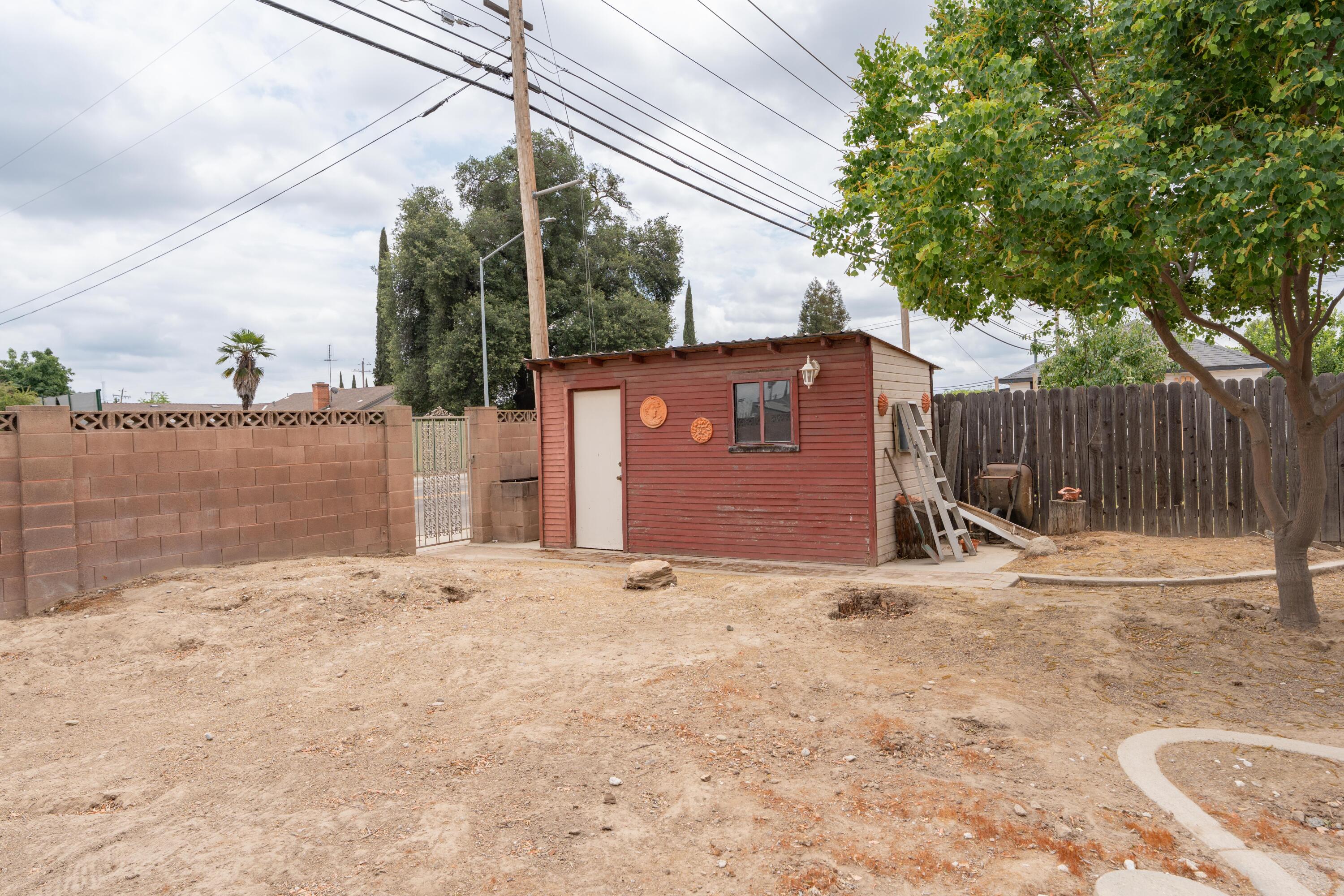 570 N Birch Ave, Reedley, CA 93654