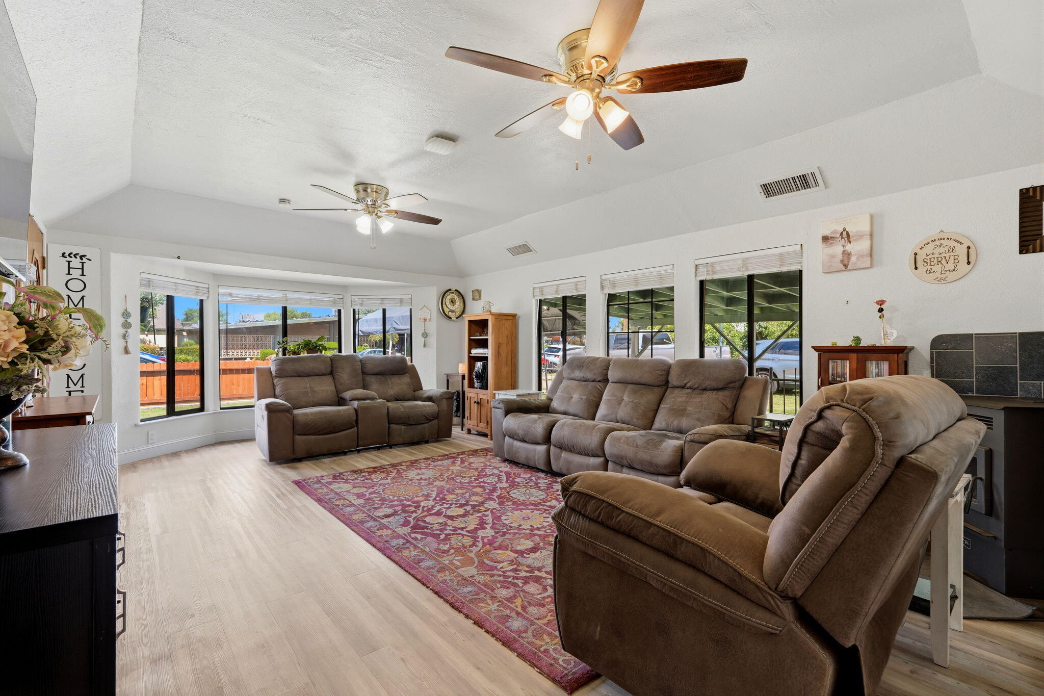 428 S A St, Madera, CA 93638