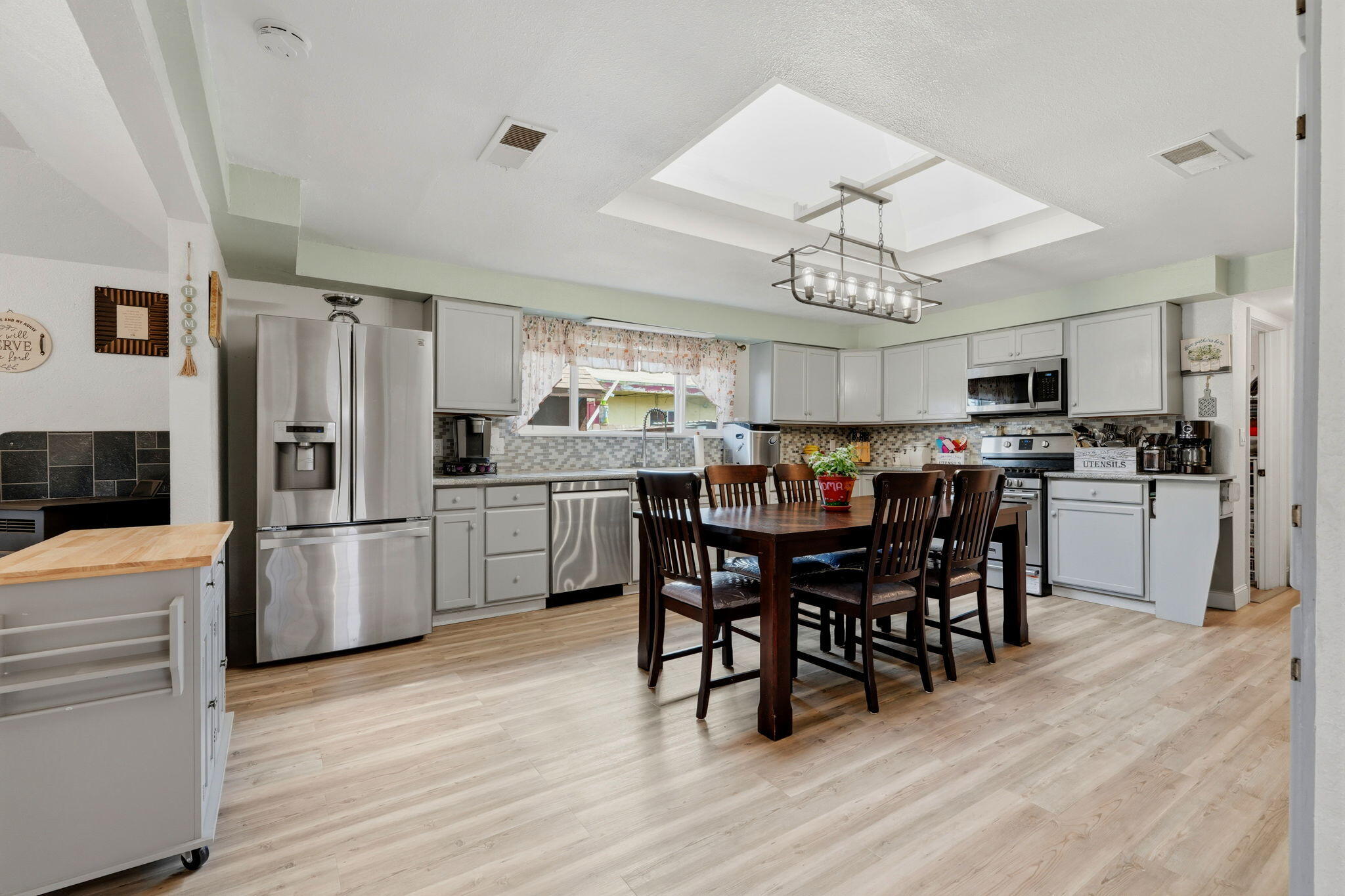 428 S A St, Madera, CA 93638