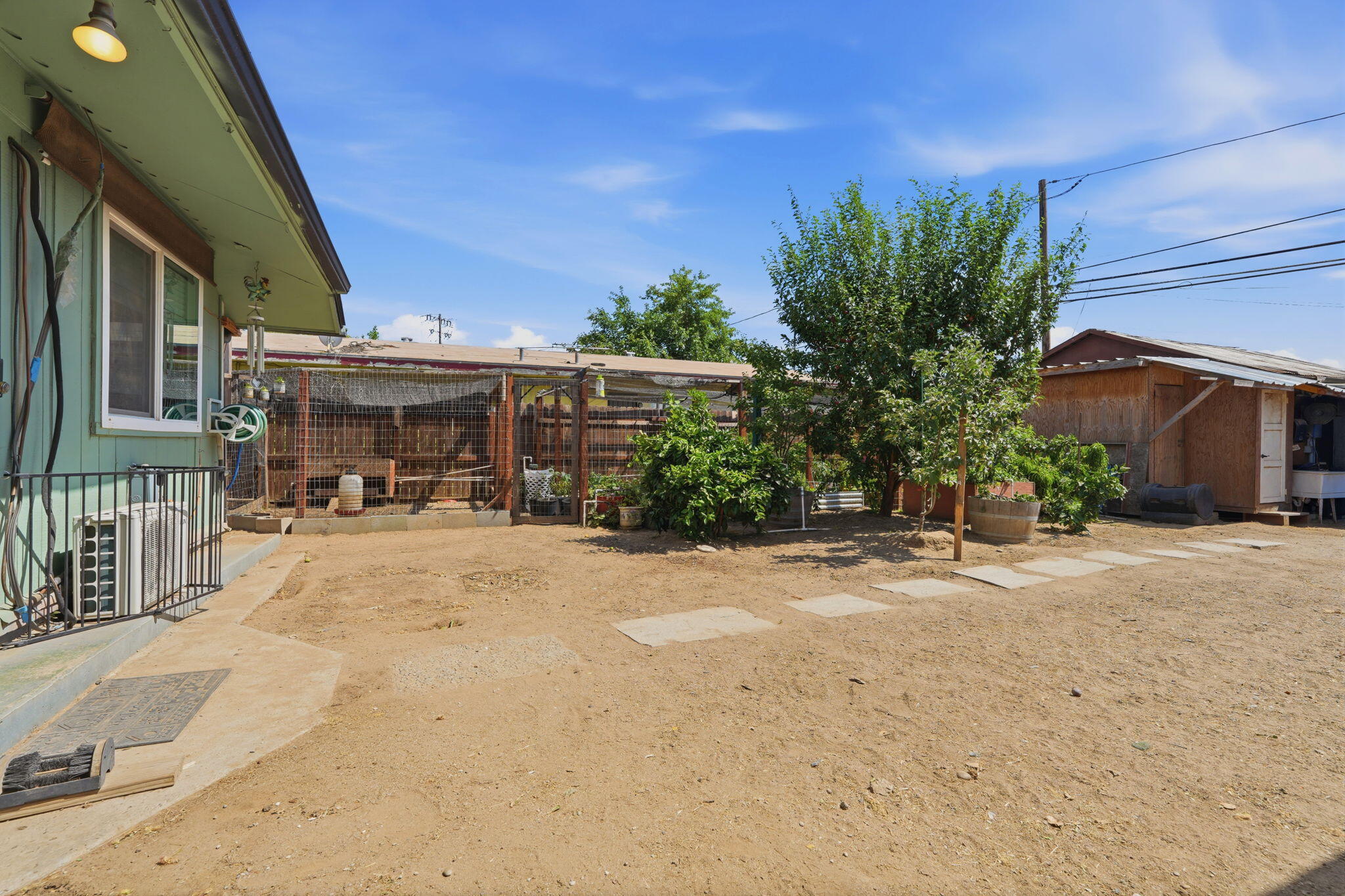 428 S A St, Madera, CA 93638