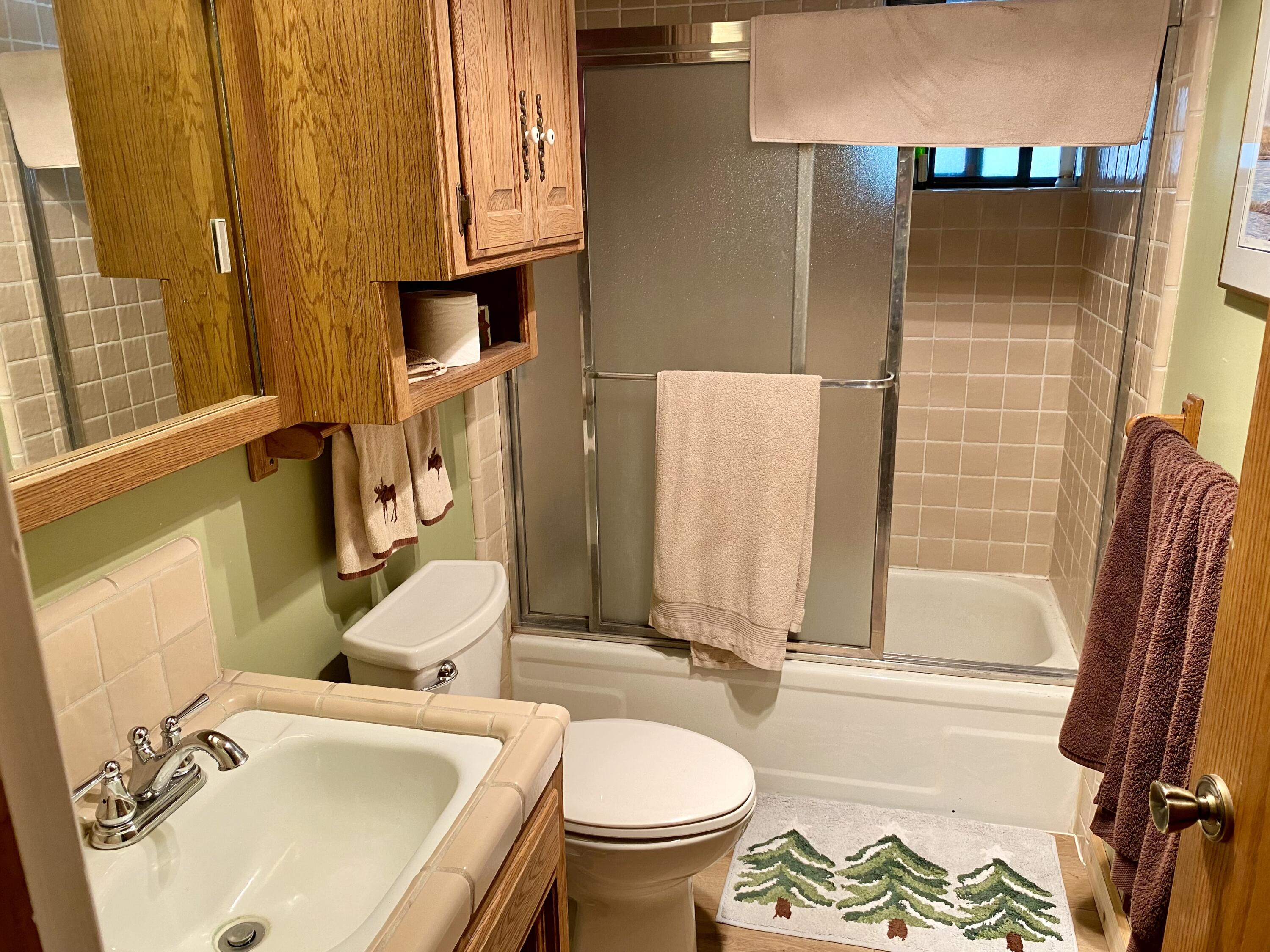 57148 Kramer Dr, Springville, CA 93265