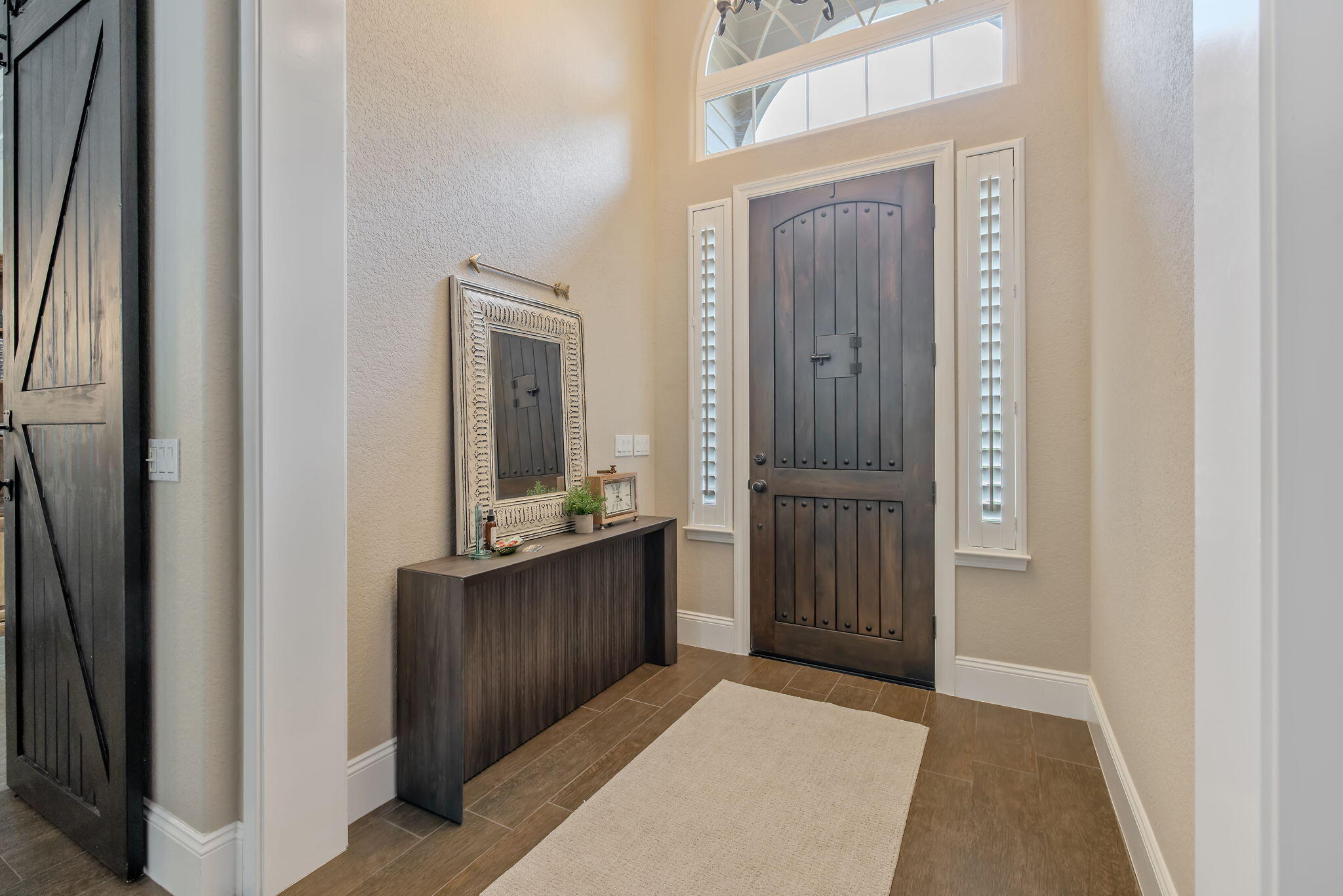 2015 S El Cajon Ct, Visalia, CA 93277