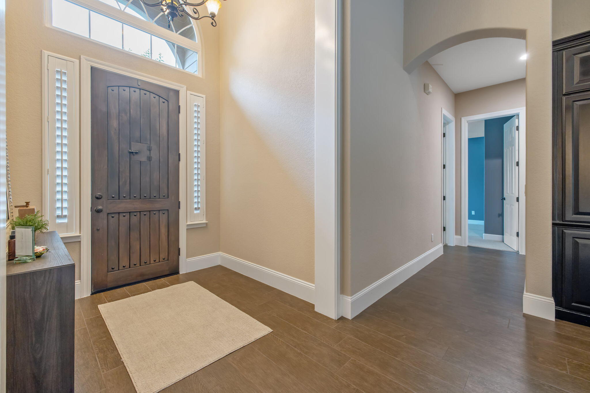 2015 S El Cajon Ct, Visalia, CA 93277