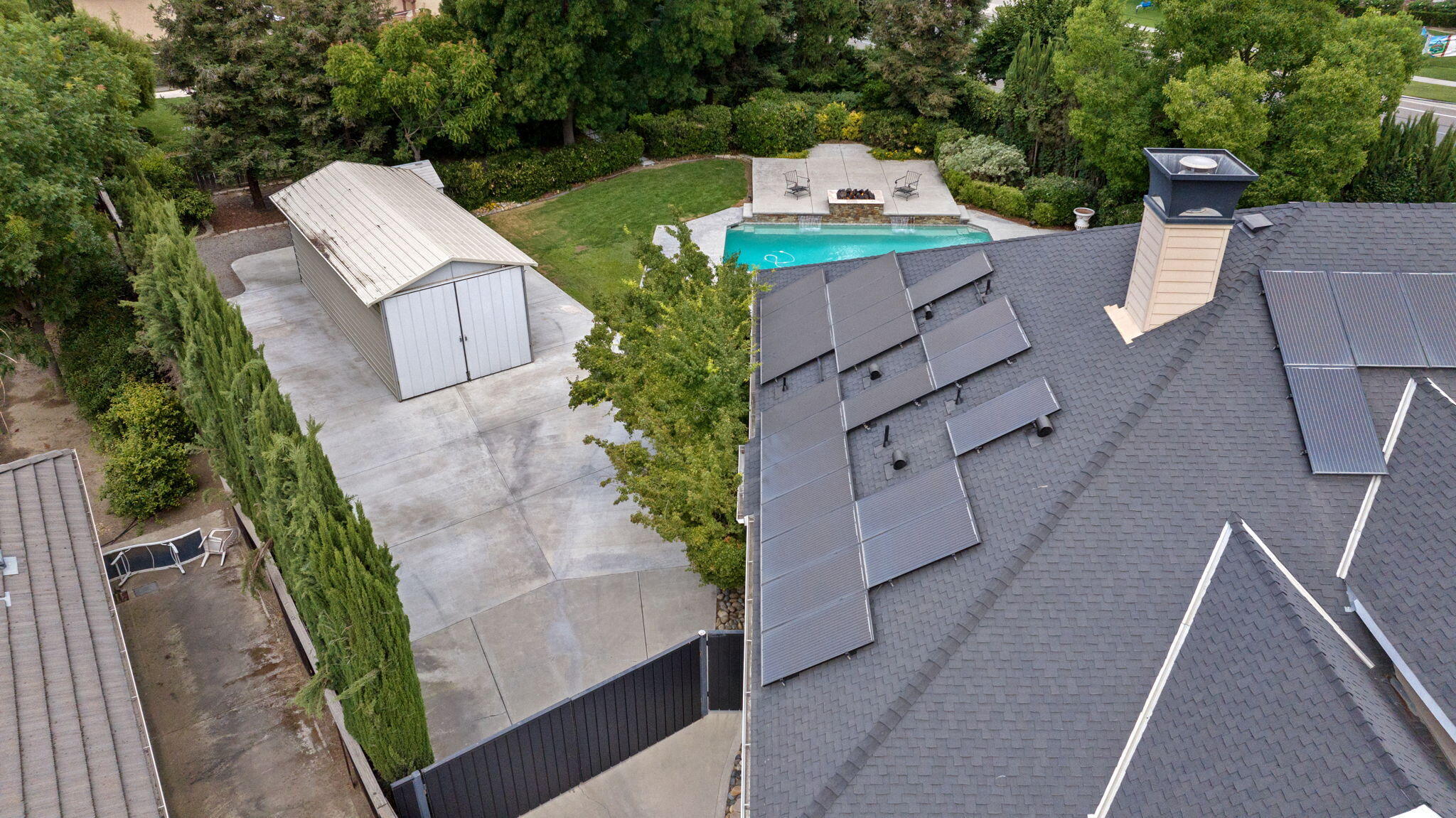 2015 S El Cajon Ct, Visalia, CA 93277