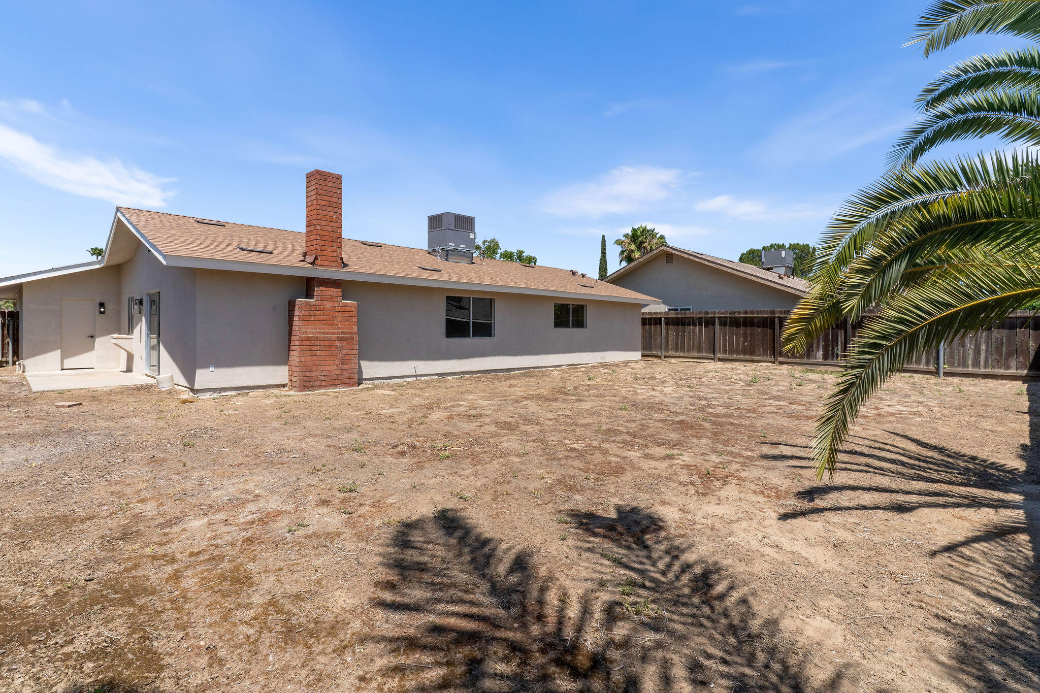 2117 Beechwood Ct, Hanford, CA 93230
