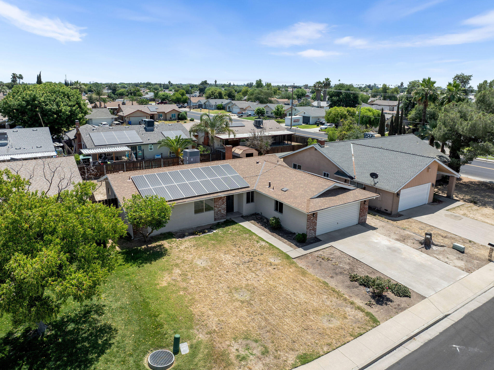 2117 Beechwood Ct, Hanford, CA 93230