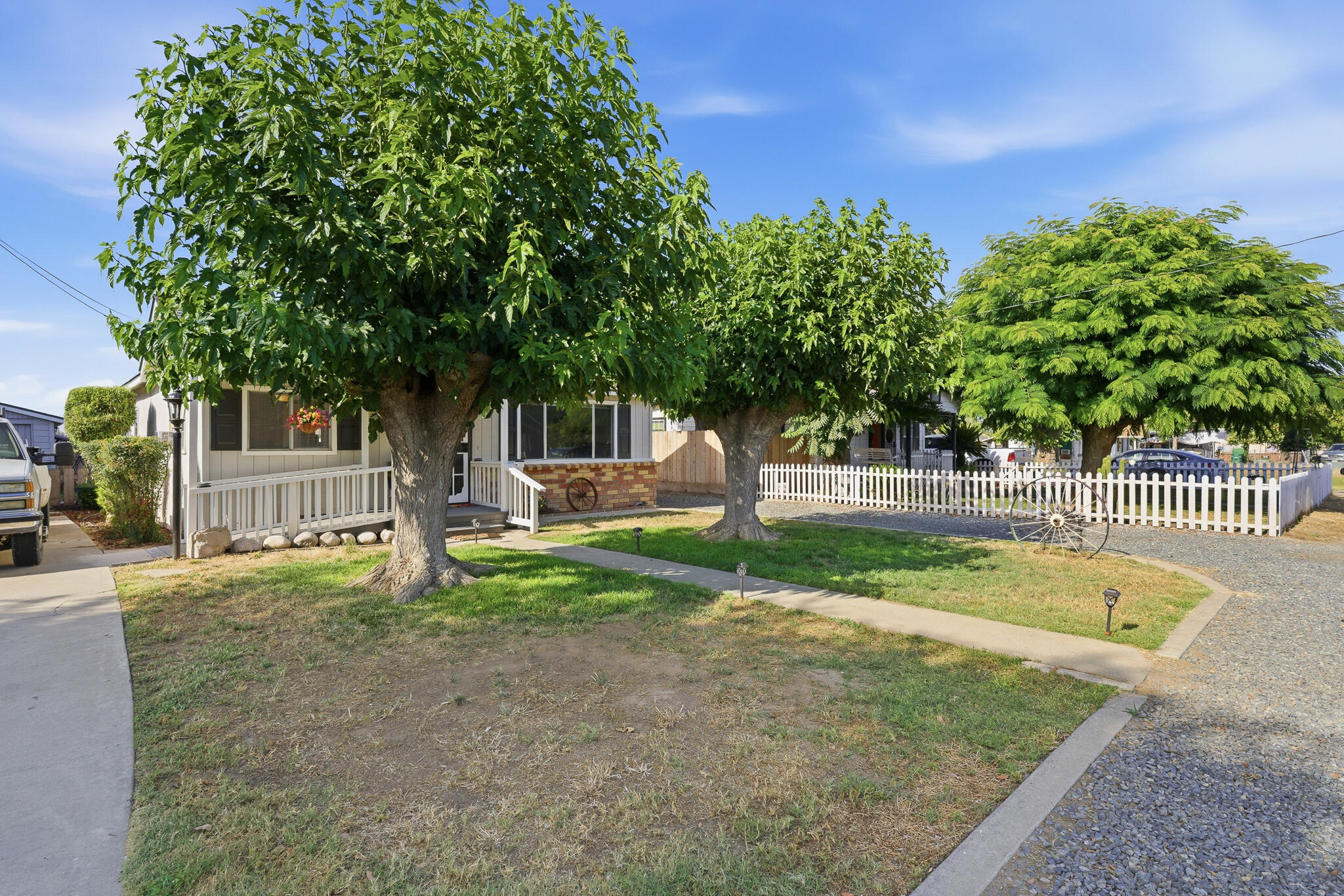 16534 Ave 291, Visalia, CA 93292