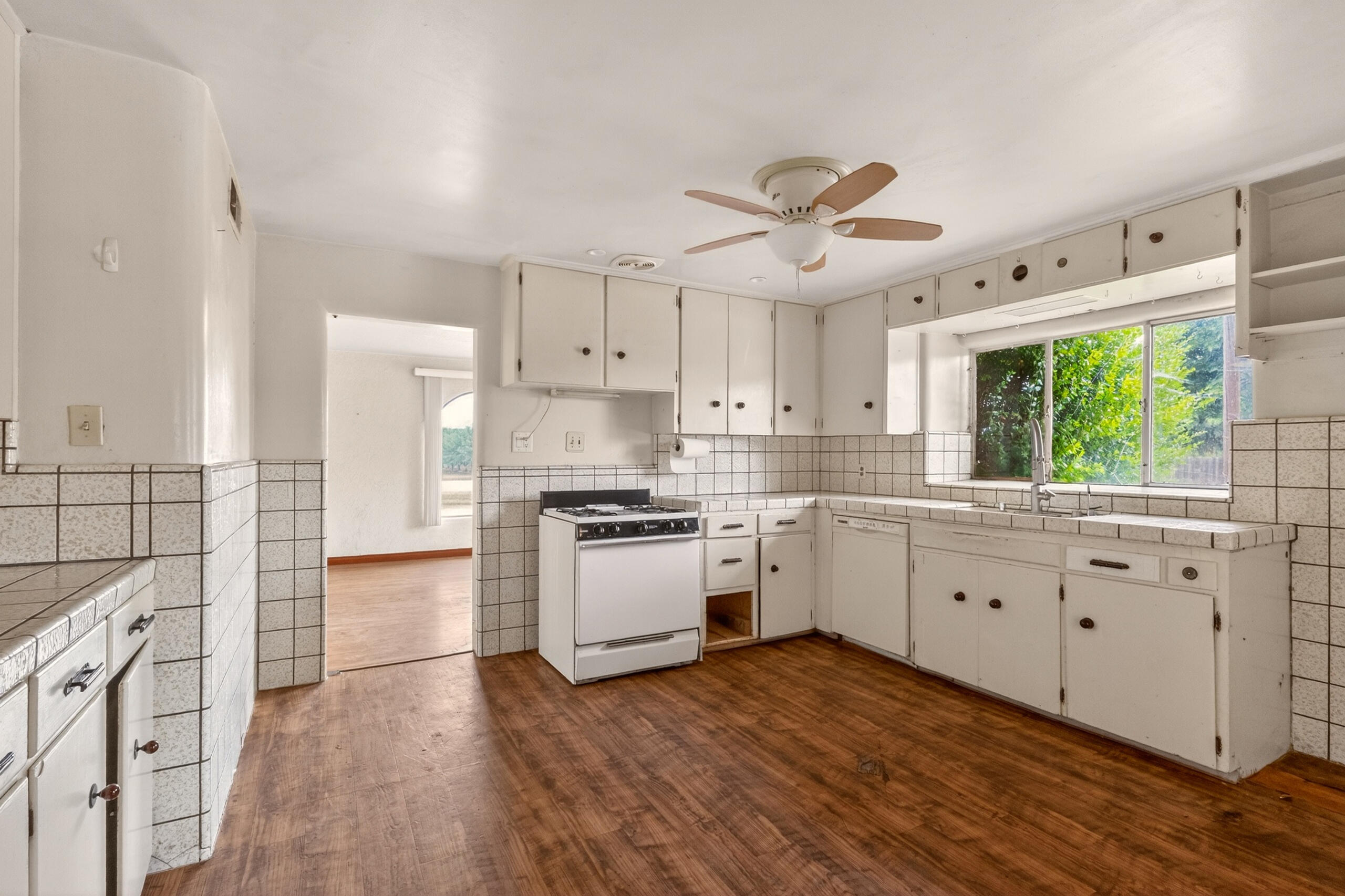 17809 Ave 280, Exeter, CA 93221