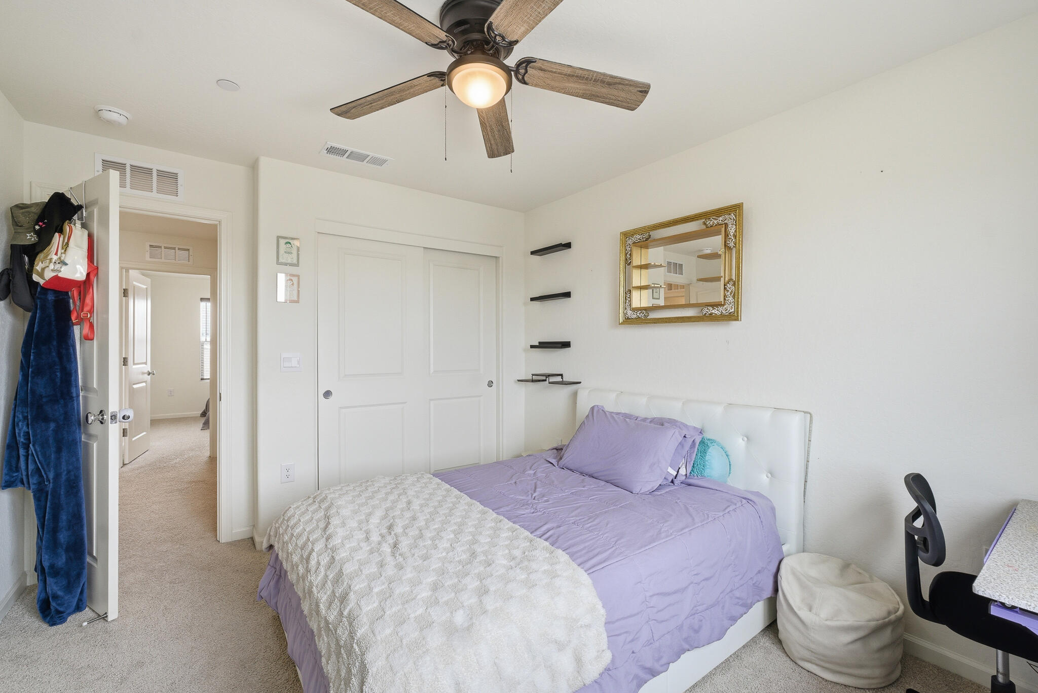 1143 E Packwood Ave, Visalia, CA 93292