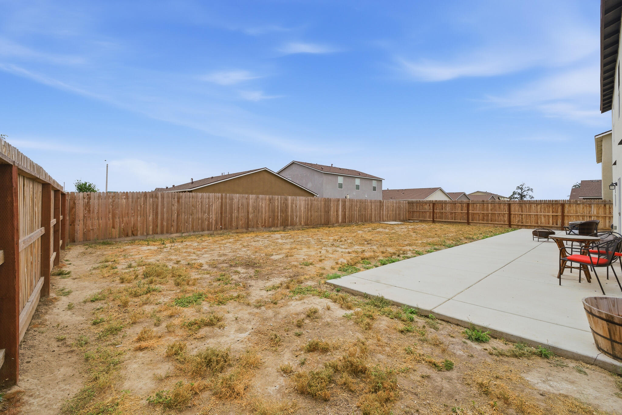 1143 E Packwood Ave, Visalia, CA 93292