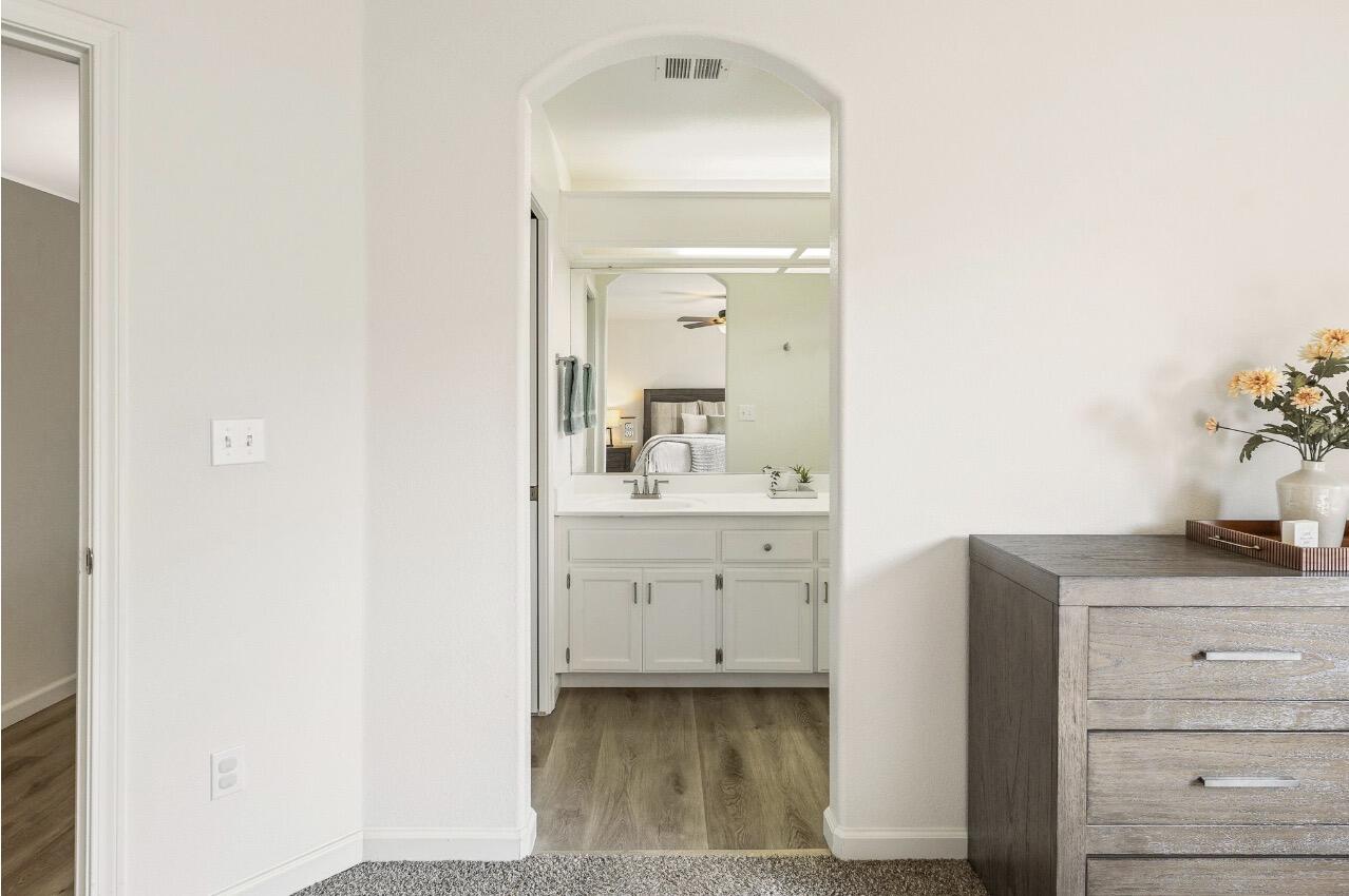 1243 N York St, Porterville, CA 93257