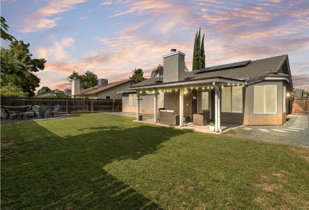 1243 N York St, Porterville, CA 93257