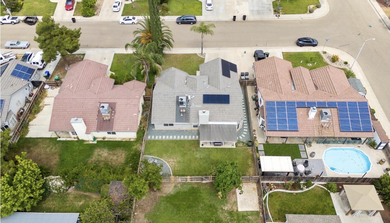 1243 N York St, Porterville, CA 93257
