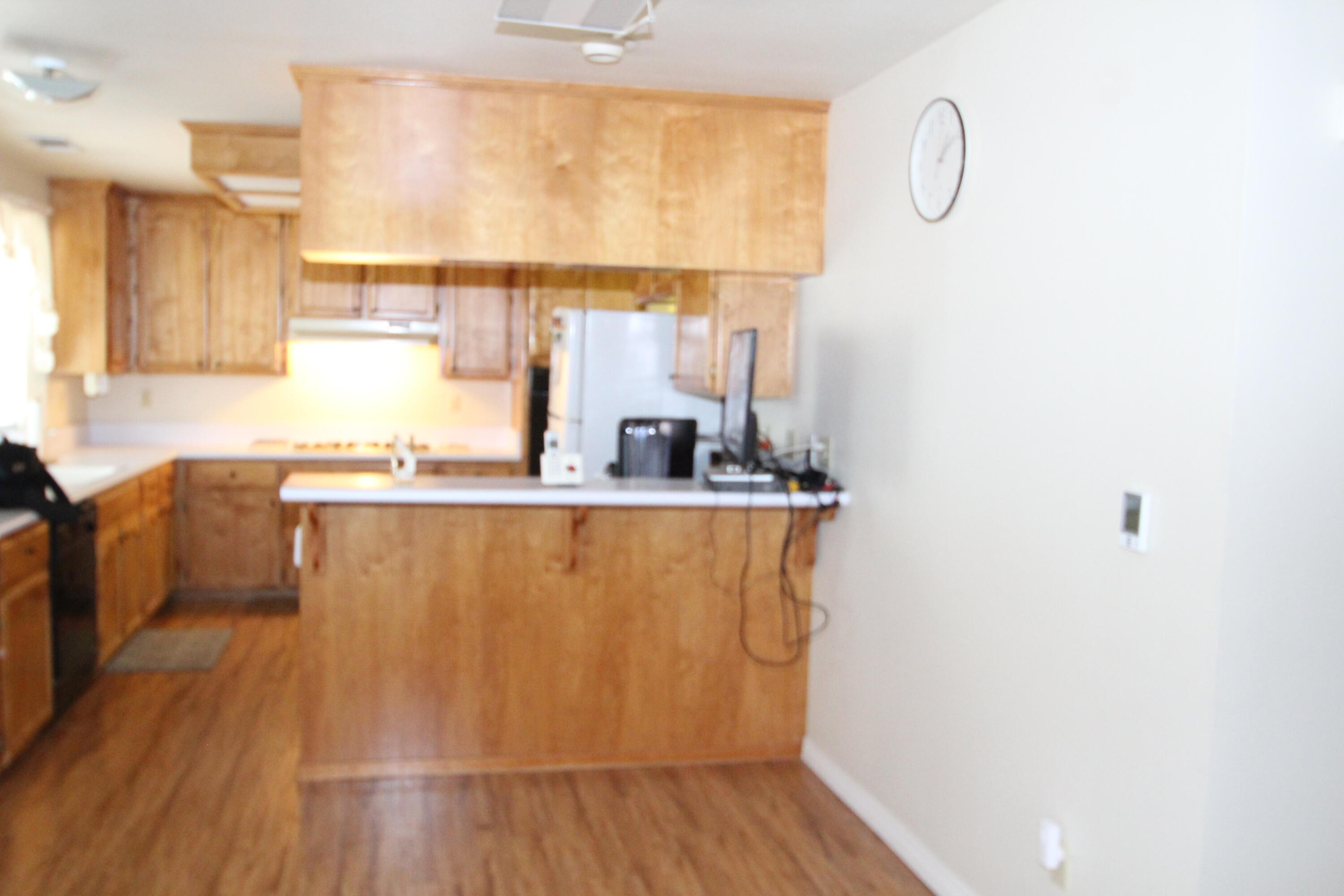 265 Pierpoint Dr, Springville, CA 93265