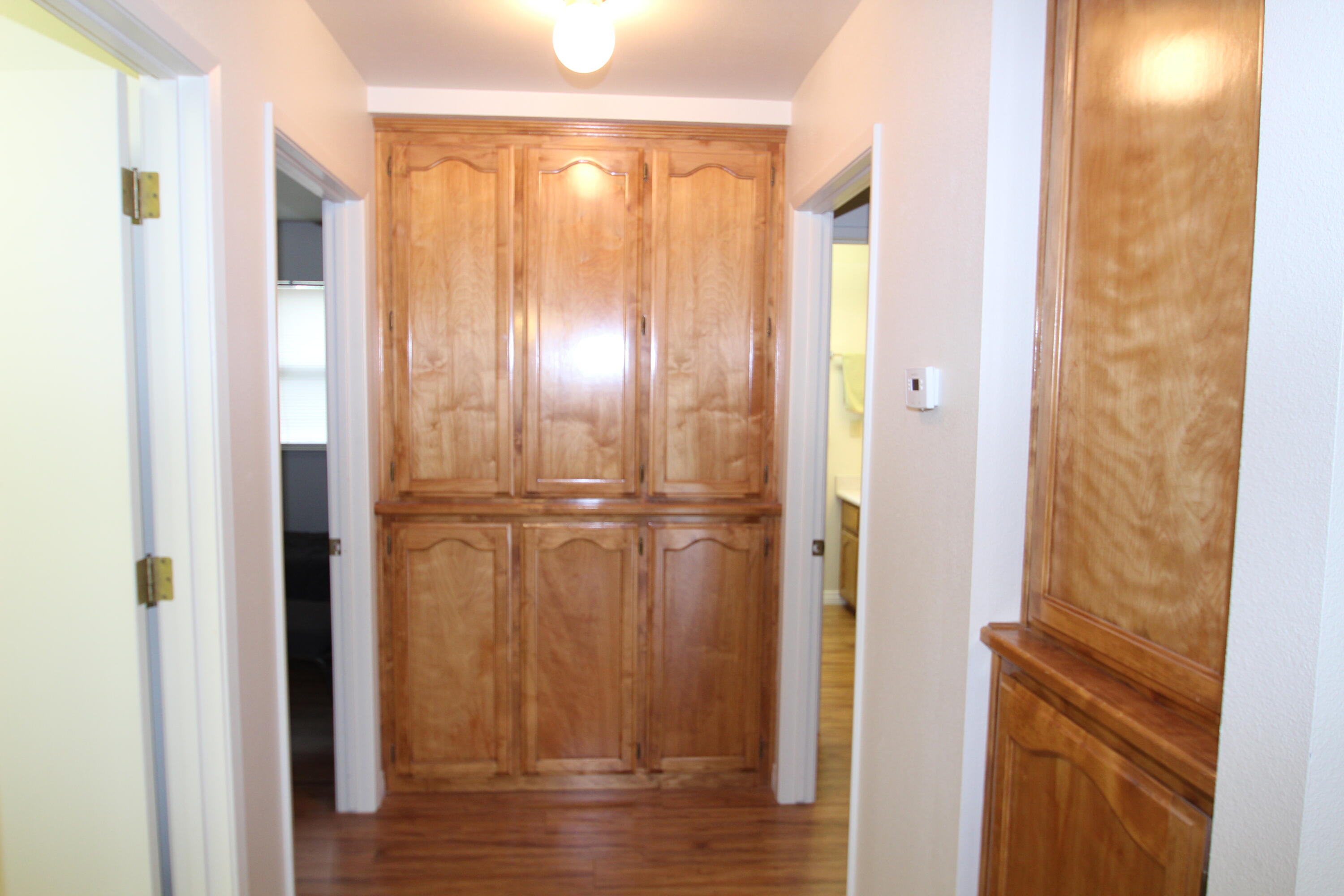 265 Pierpoint Dr, Springville, CA 93265