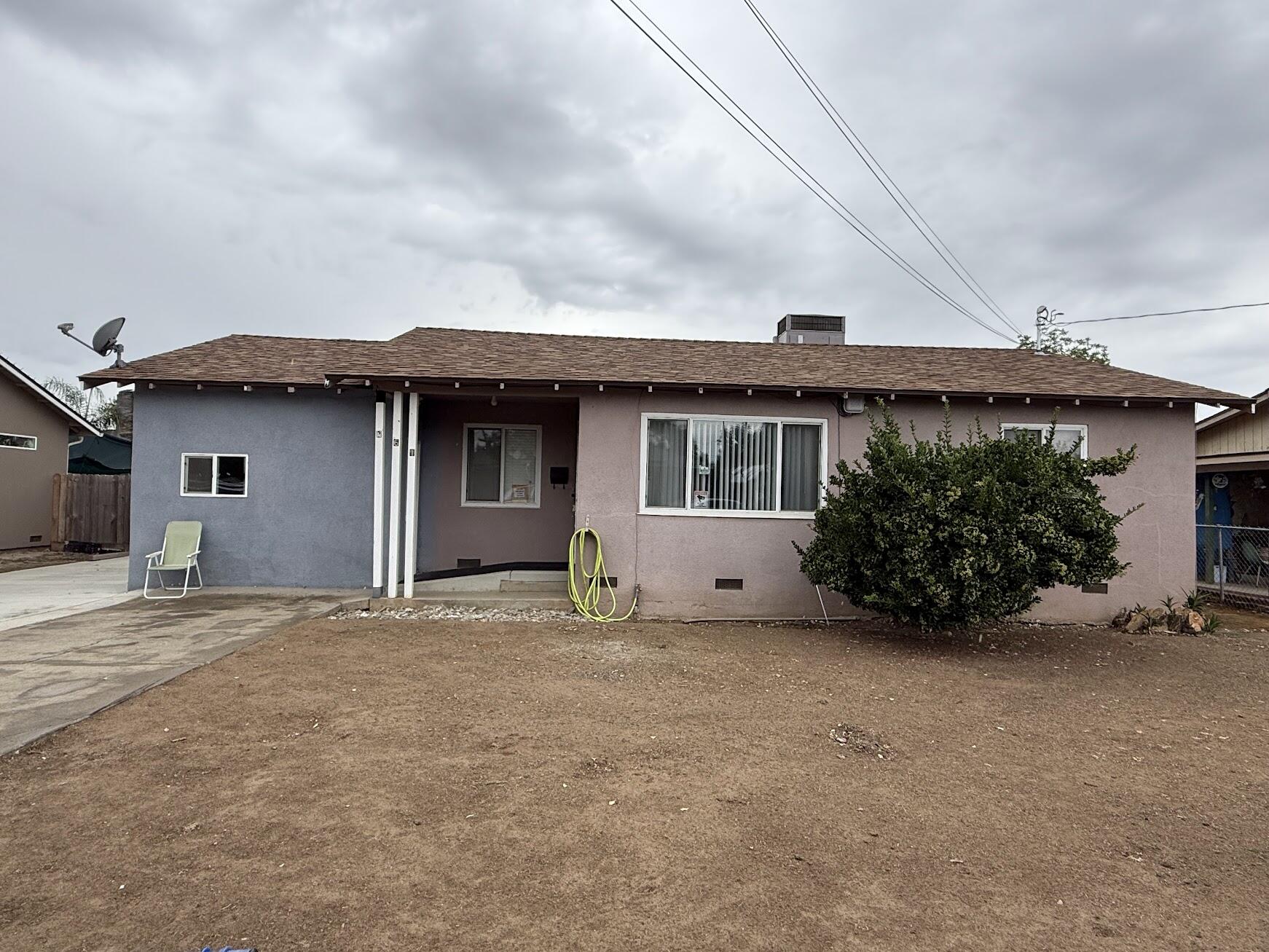 761 S Short Ave, Dinuba, CA 93618