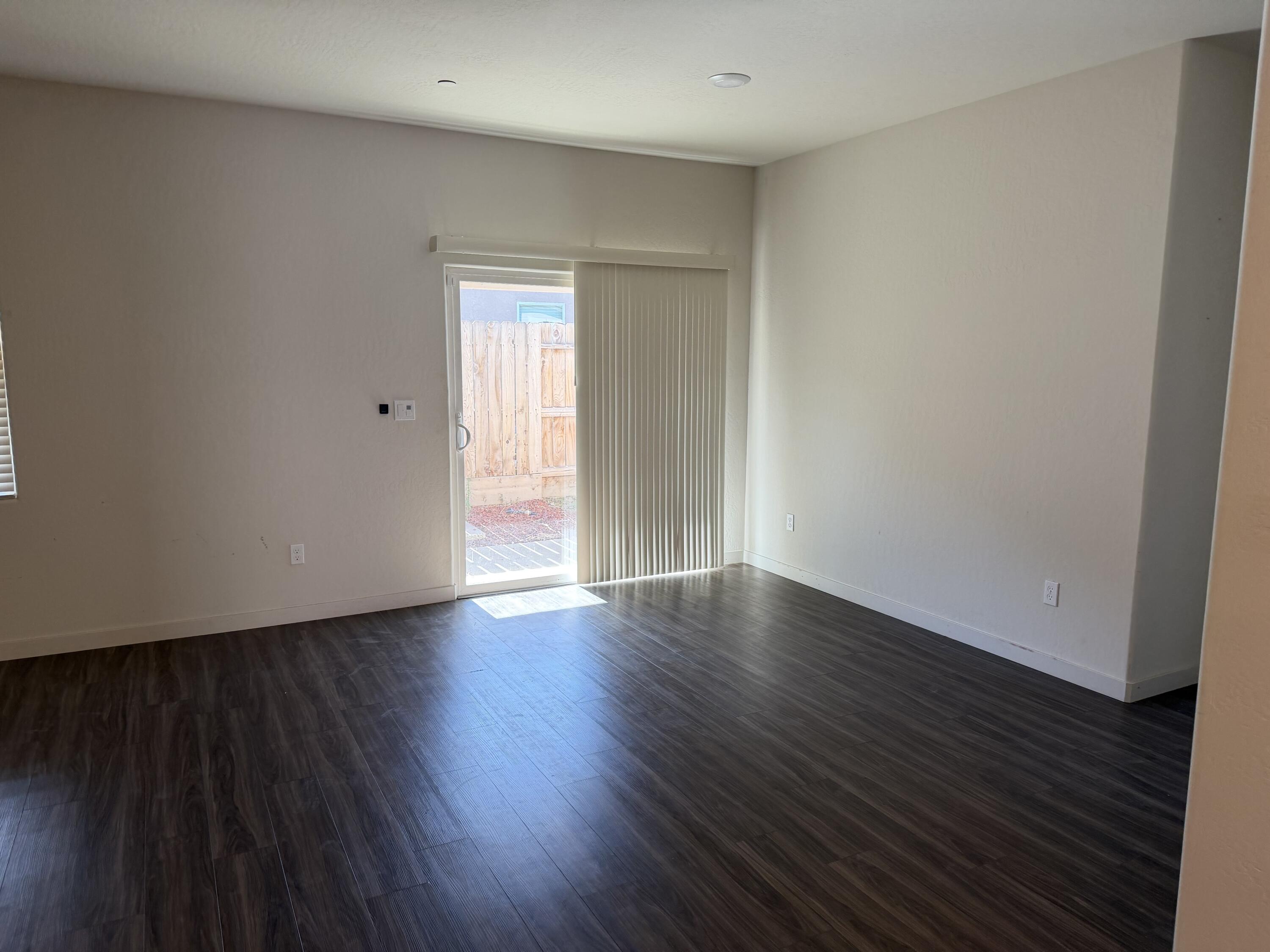 896 Anthem Ct, Tulare, CA 93274