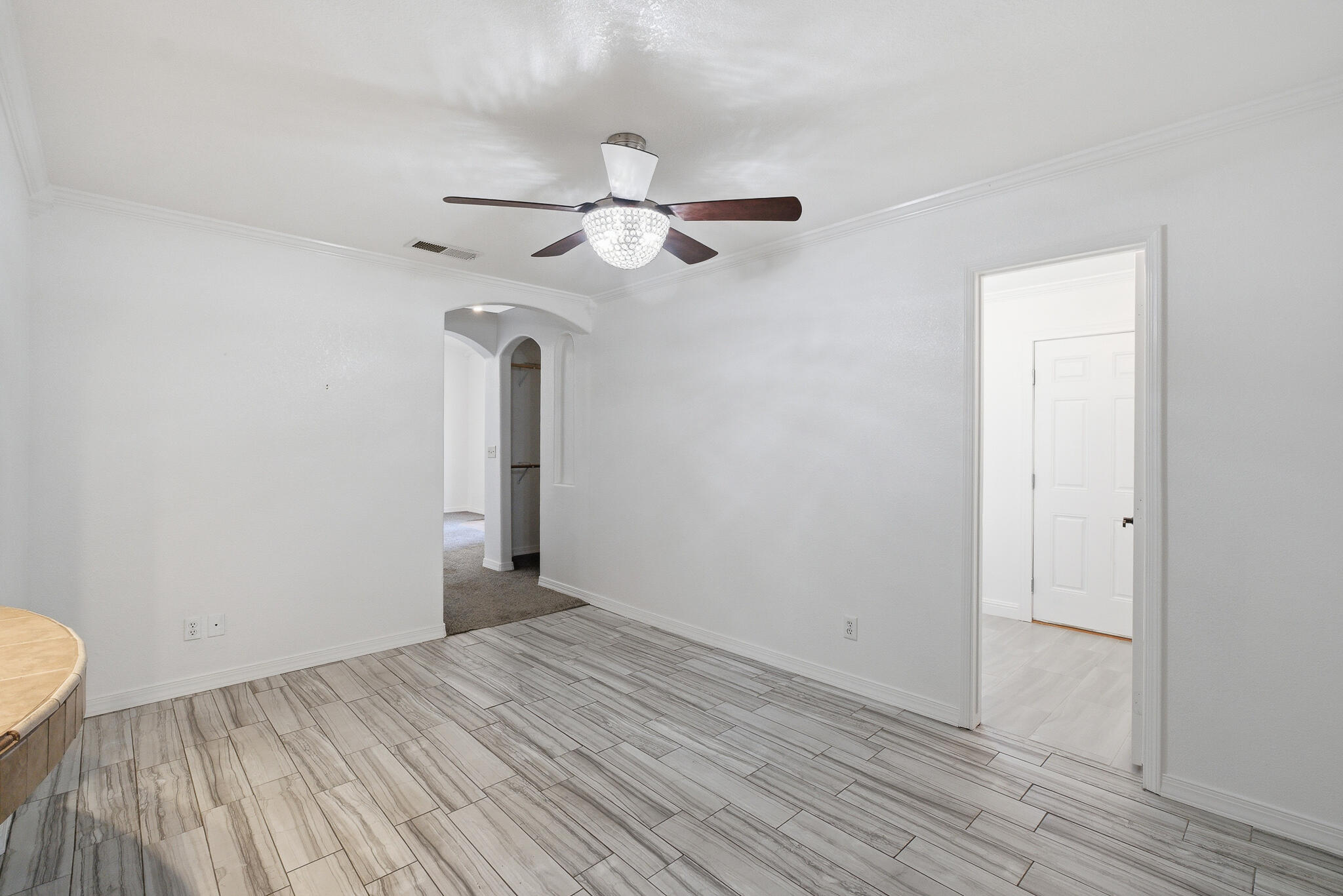618 Birdsong Ct, Exeter, CA 93221