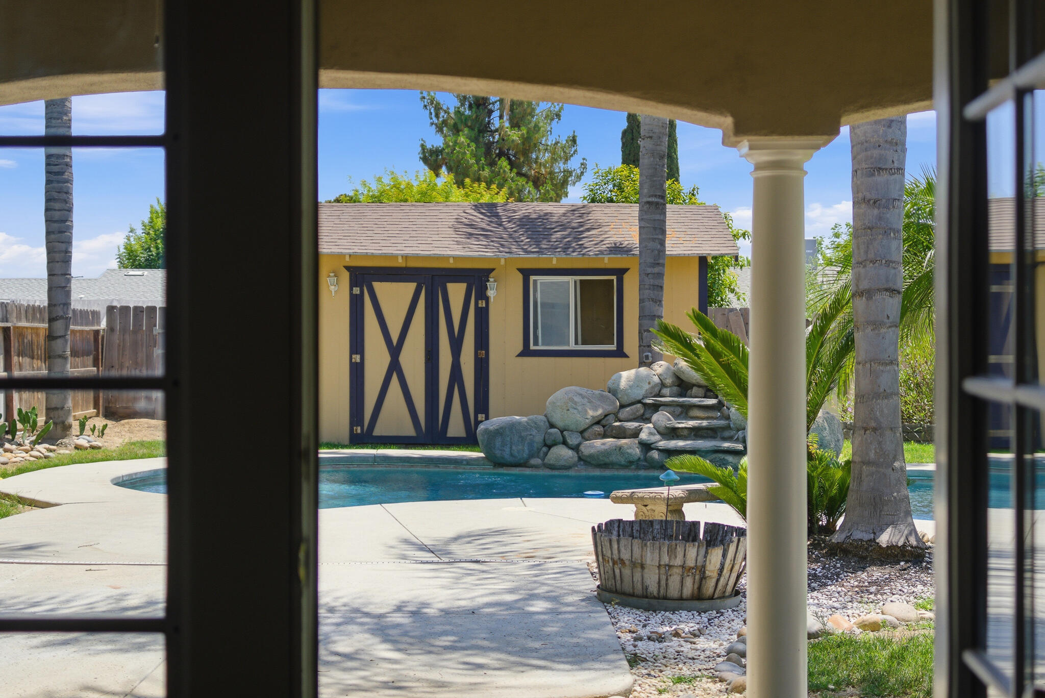 618 Birdsong Ct, Exeter, CA 93221