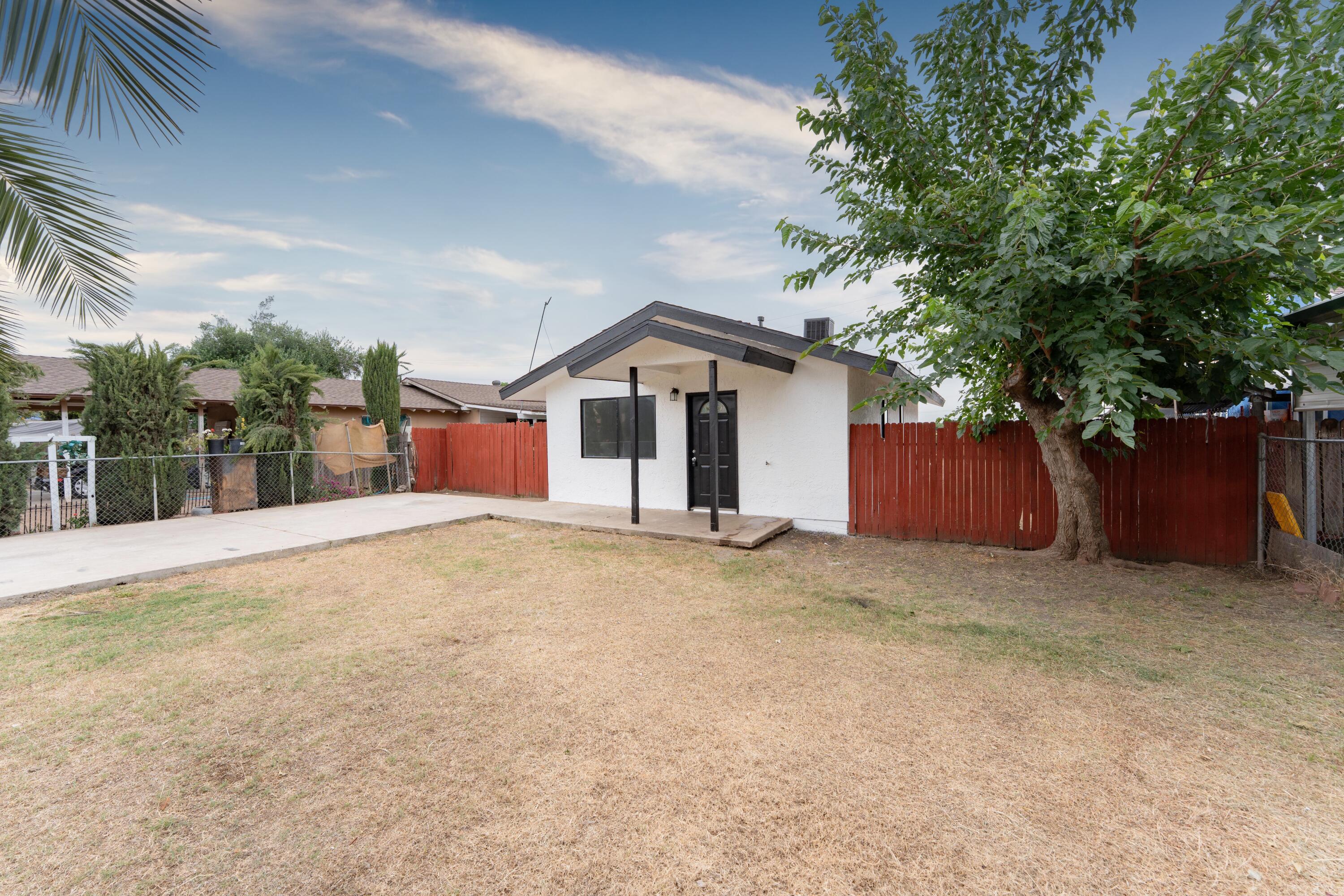 15367 Ave 381, Visalia, CA 93292