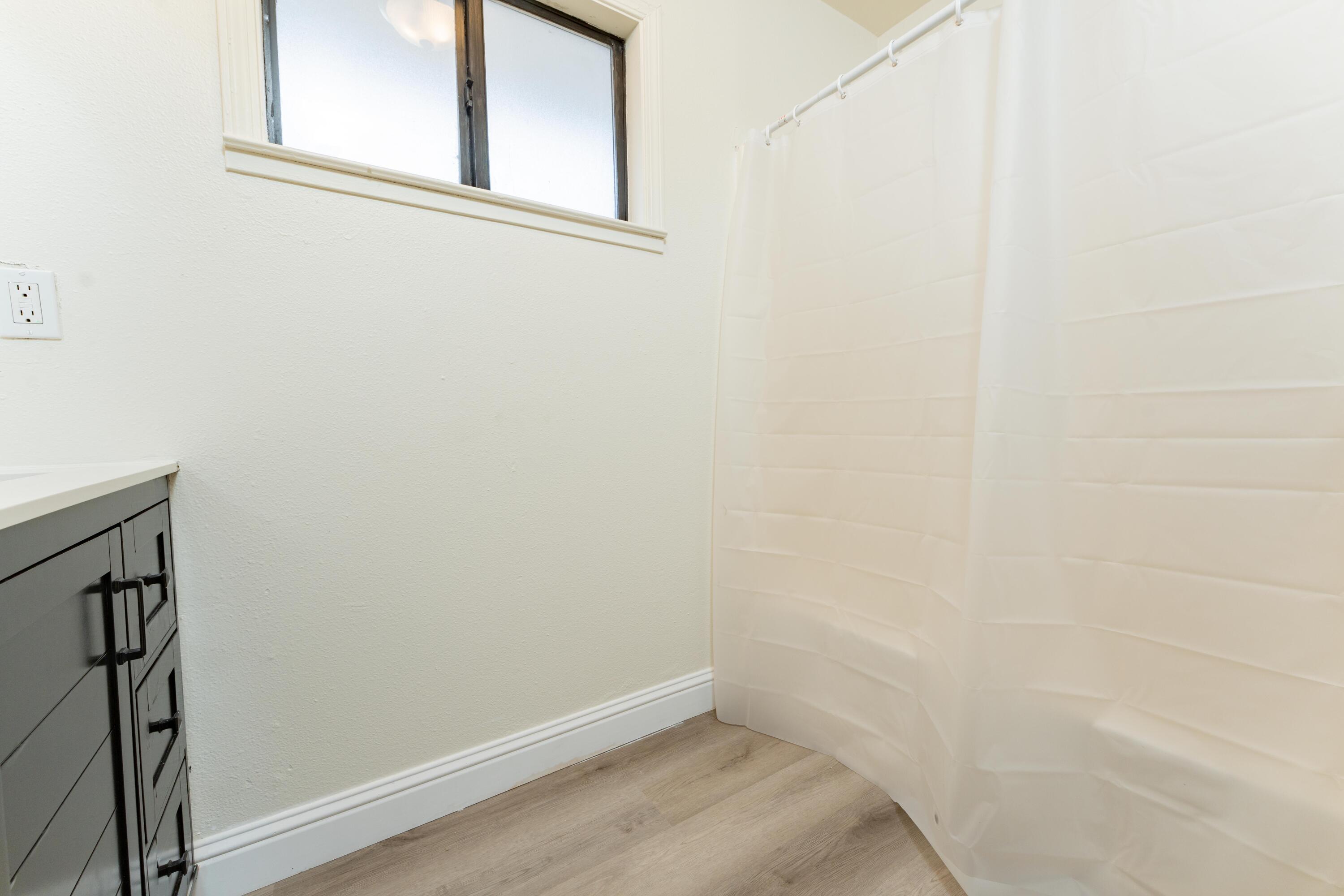 15367 Ave 381, Visalia, CA 93292