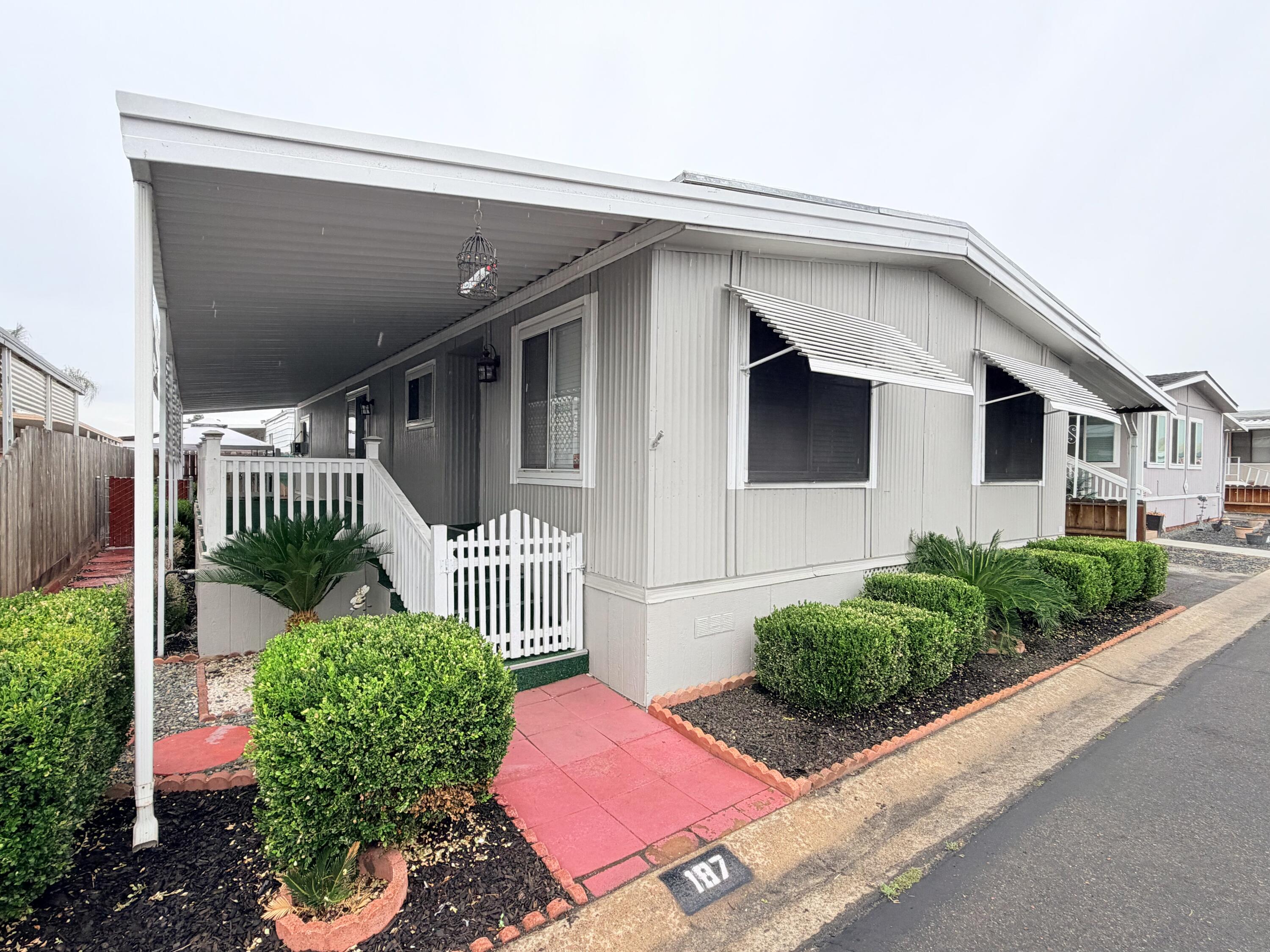 720 E Worth Ave. #187, Porterville, CA 93257