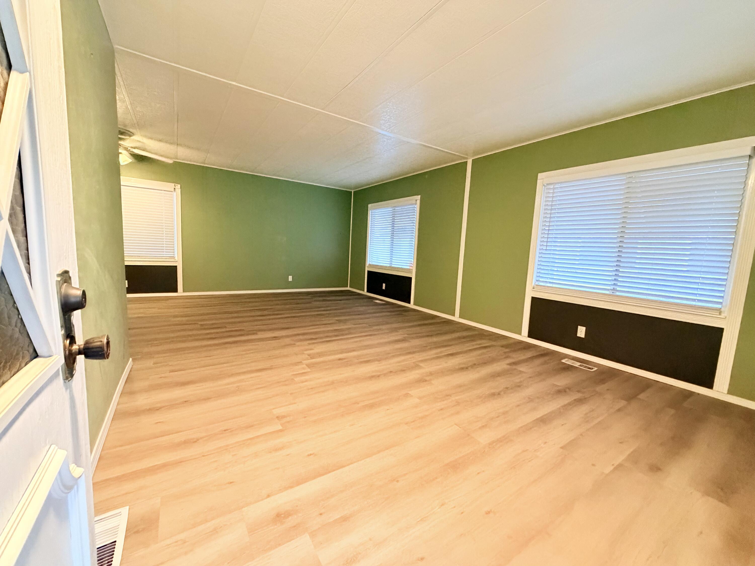720 E Worth Ave. #187, Porterville, CA 93257