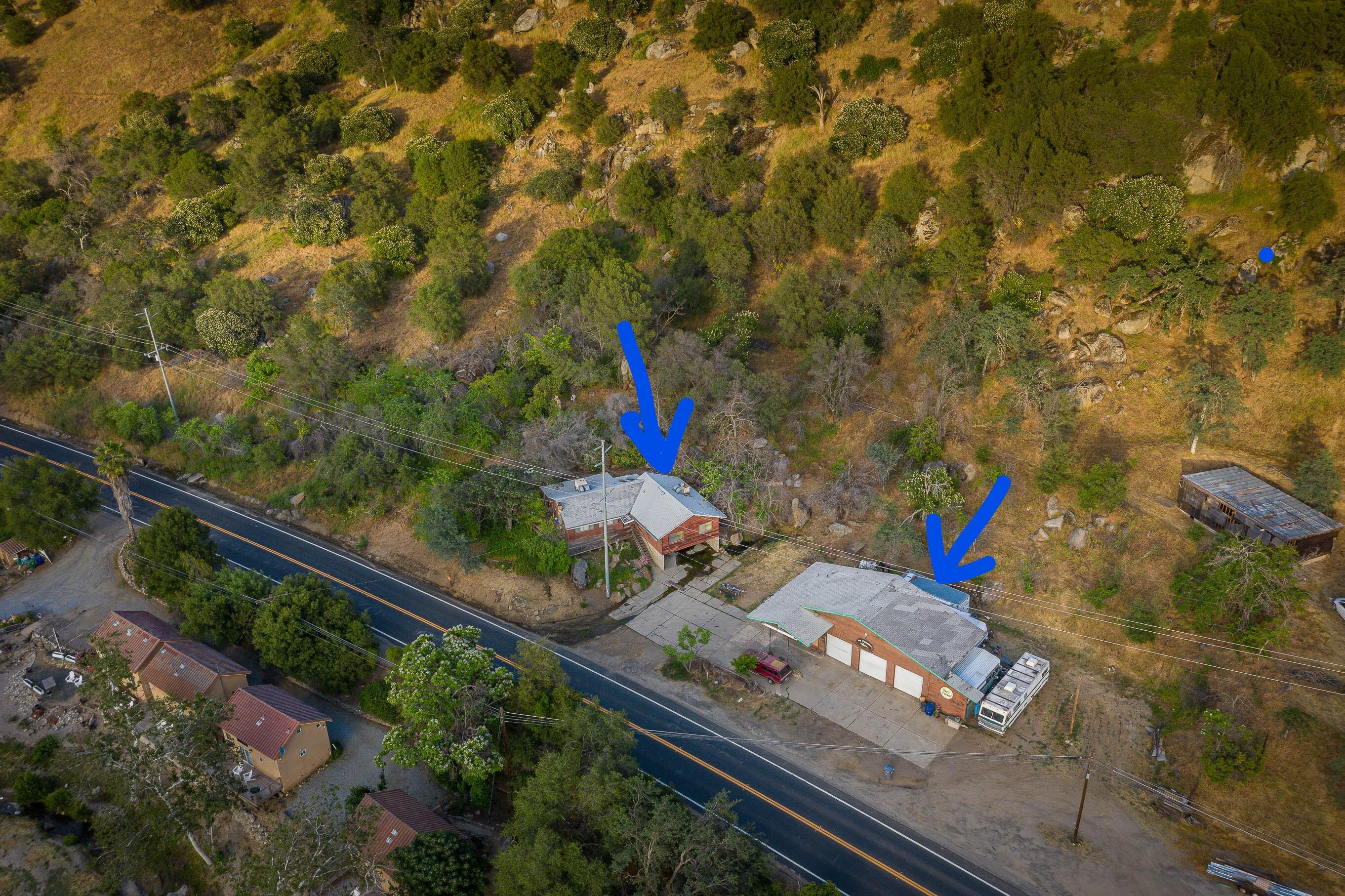 41518 Sierra Dr, Three Rivers, CA 93271