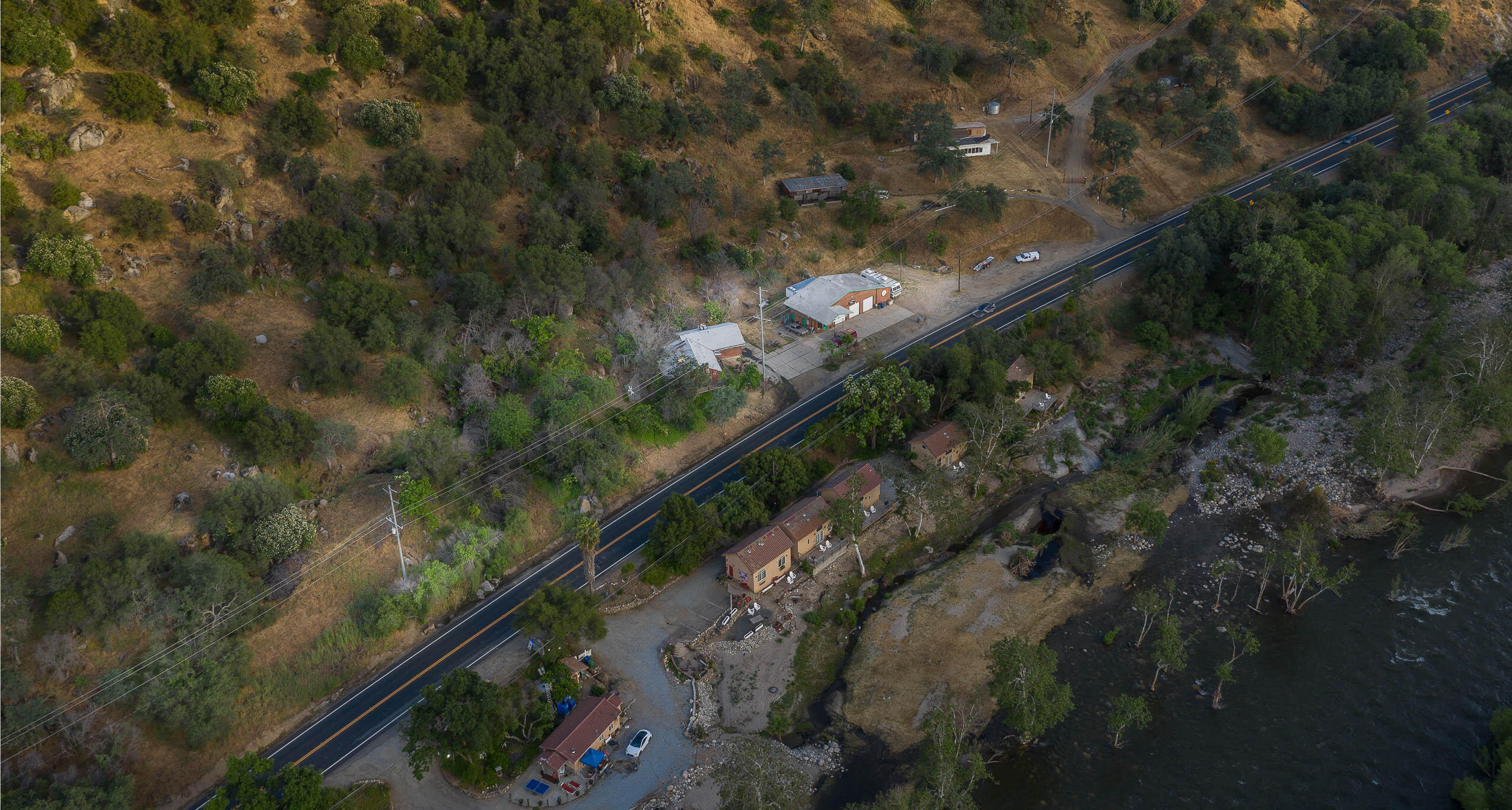 41518 Sierra Dr, Three Rivers, CA 93271
