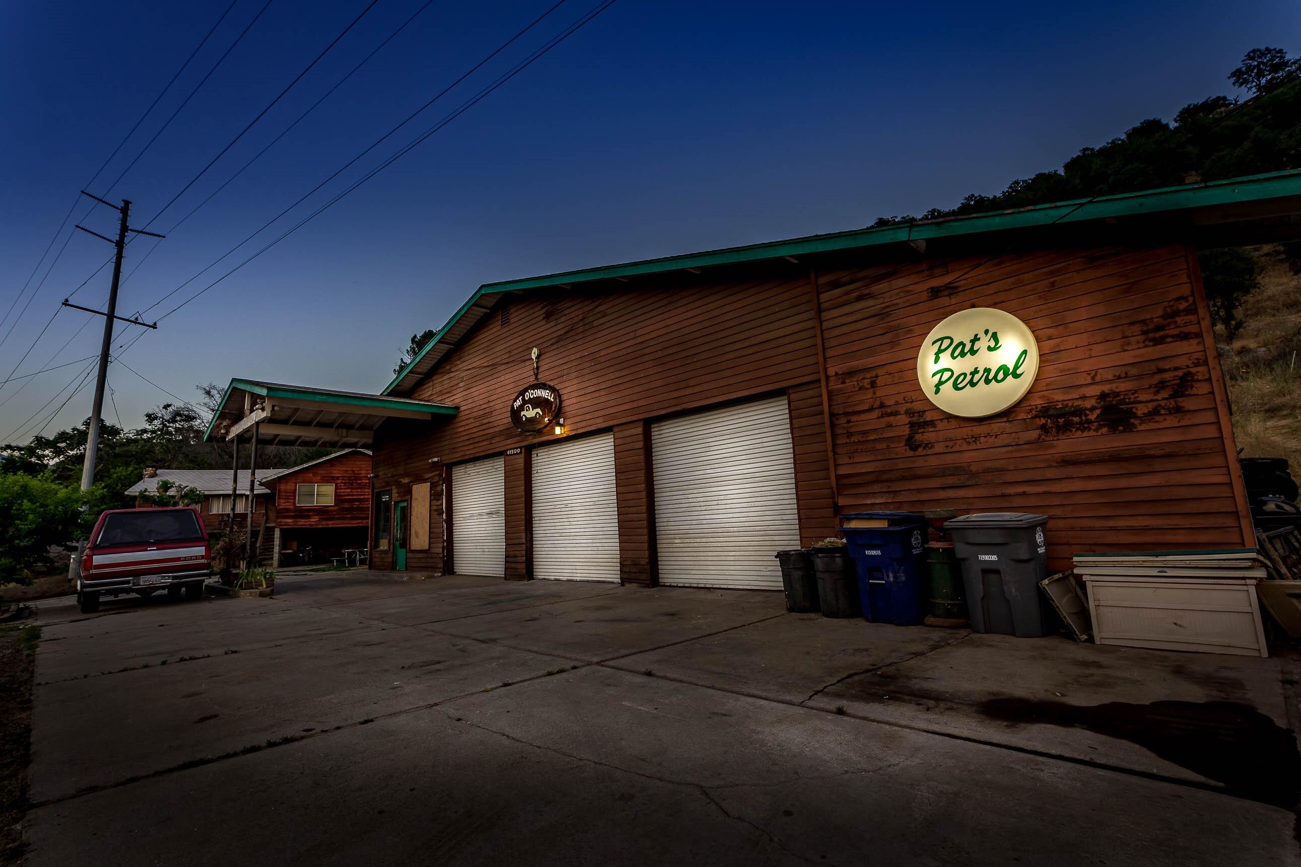 41518 Sierra Dr, Three Rivers, CA 93271