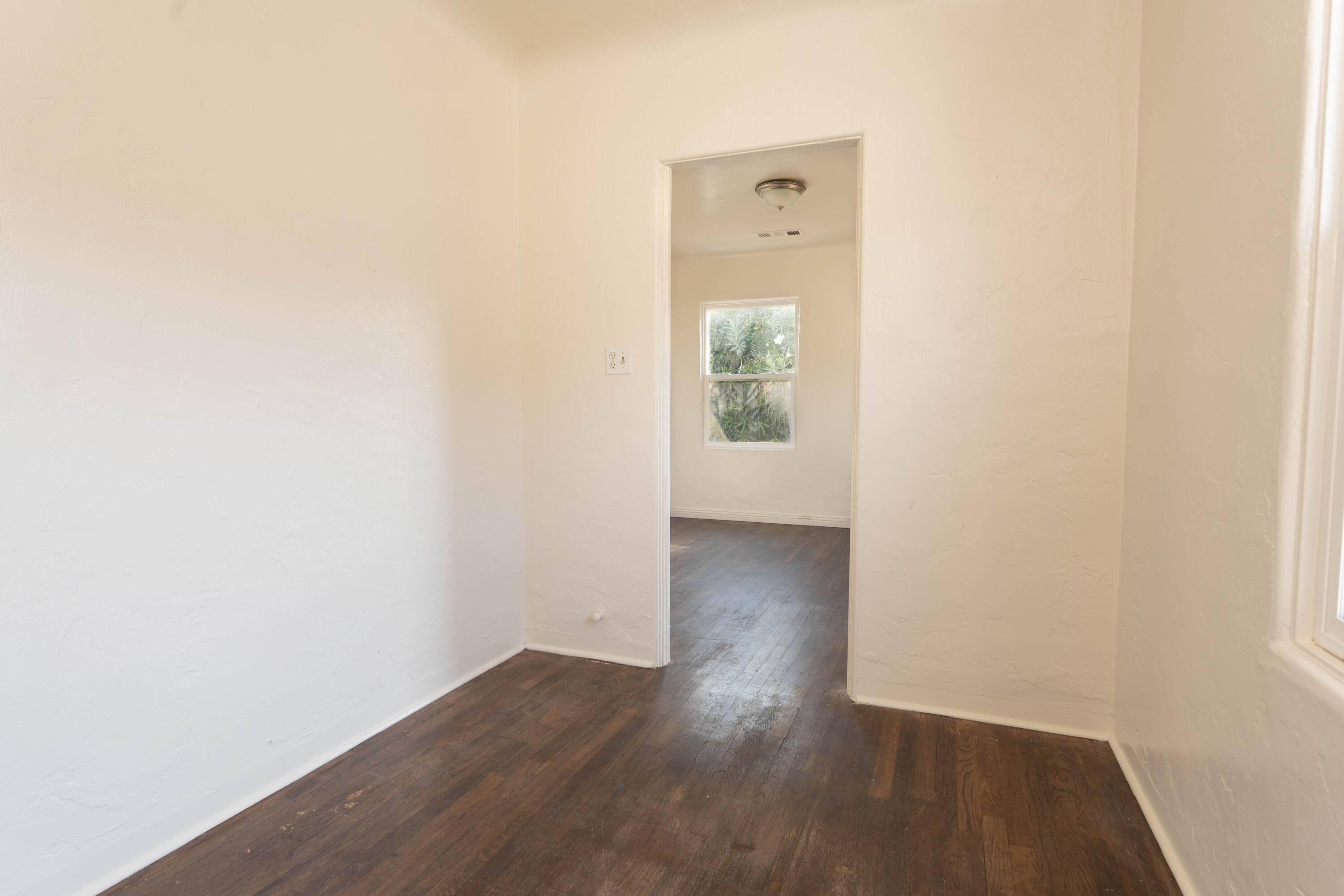 504 W Bush St, Lemoore, CA 93245