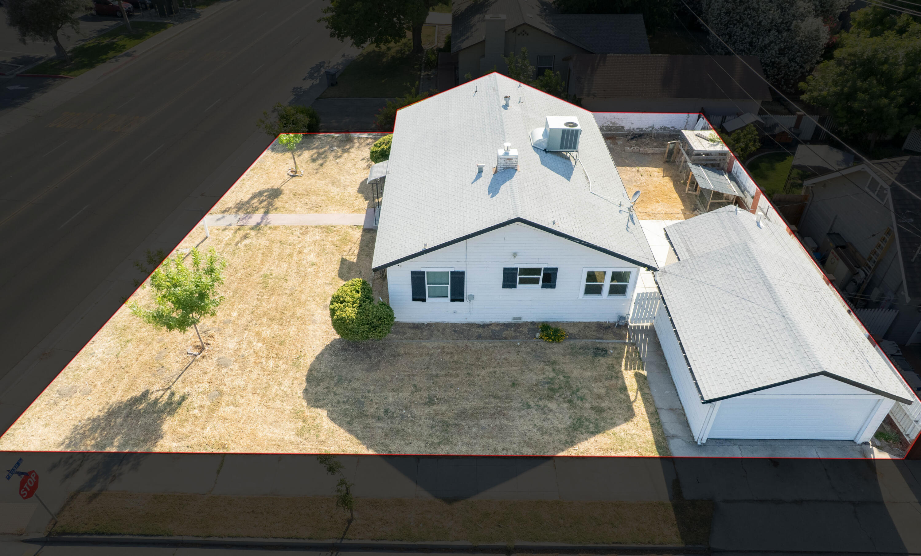 504 W Bush St, Lemoore, CA 93245