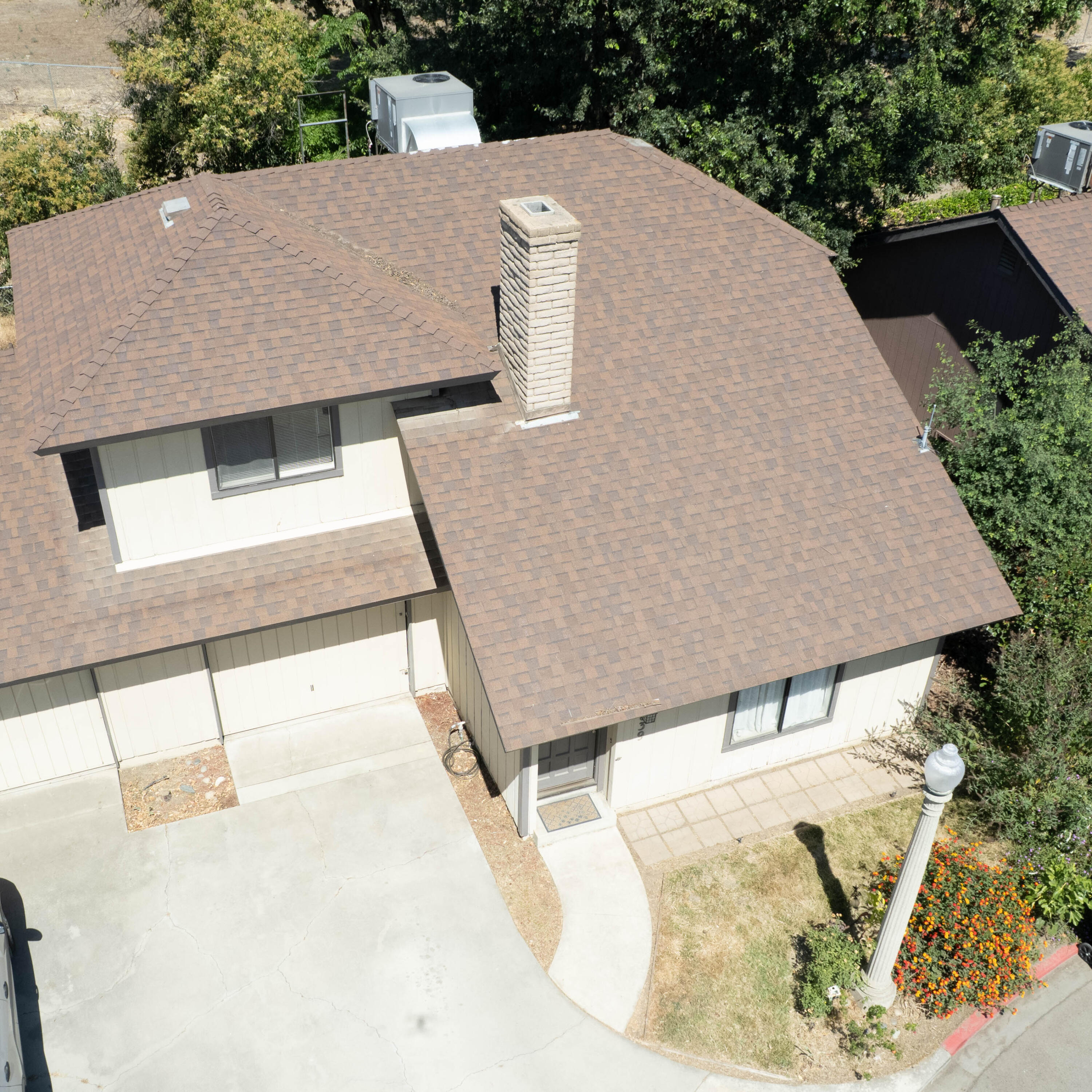 839 W Arlen Ct, Visalia, CA 93277