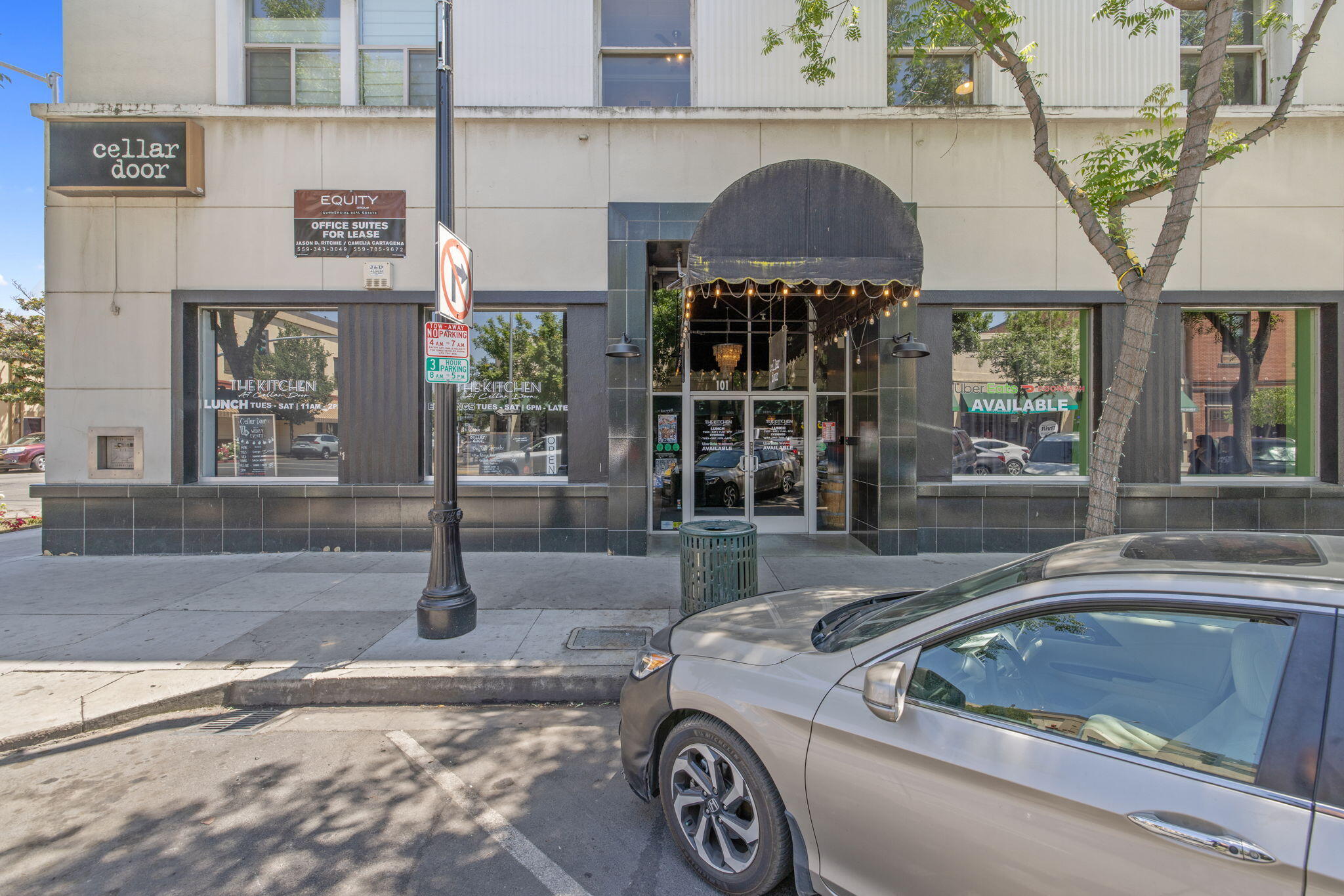 101-111 W Main St, Visalia, CA 93291