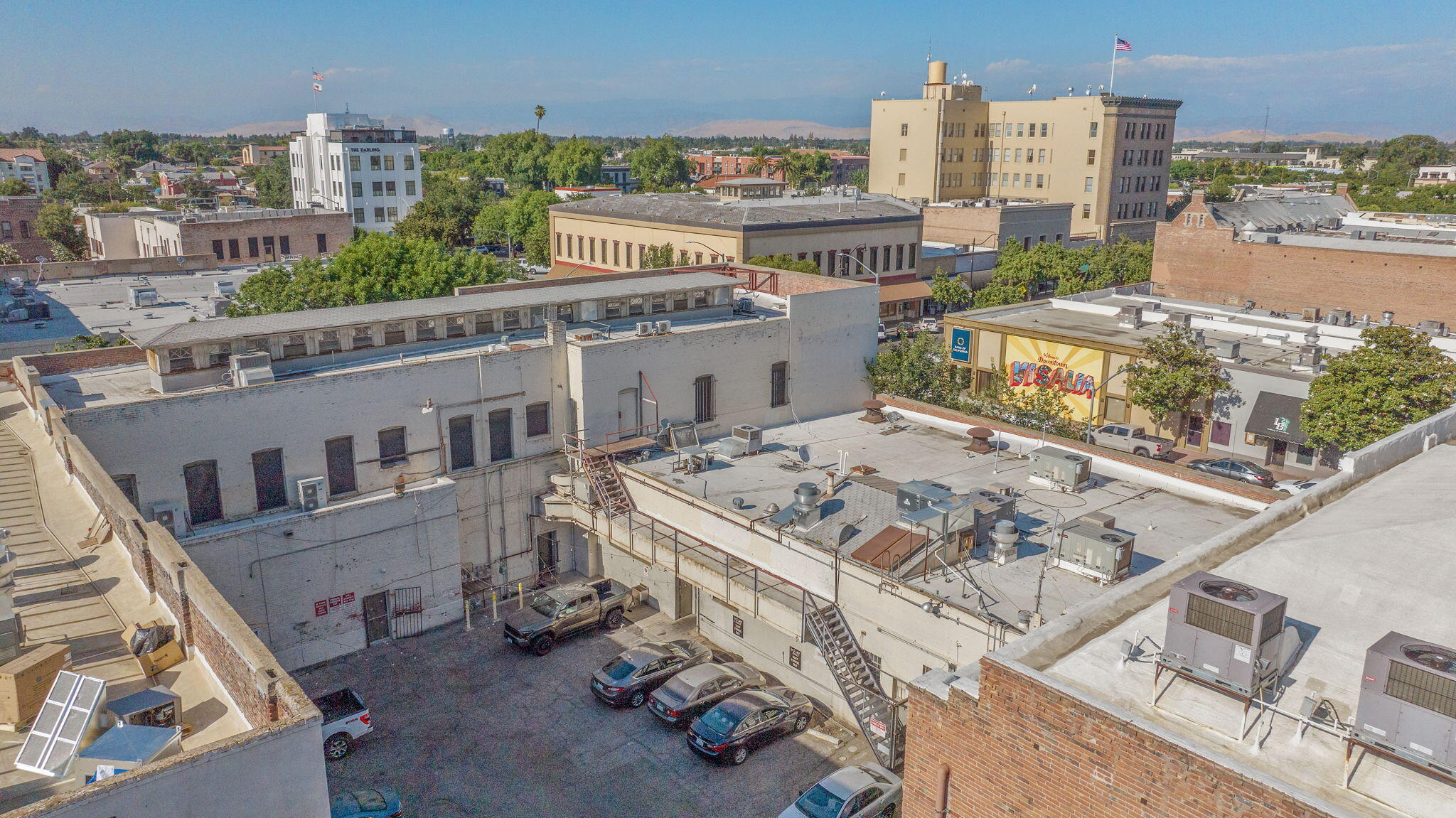 101-111 W Main St, Visalia, CA 93291