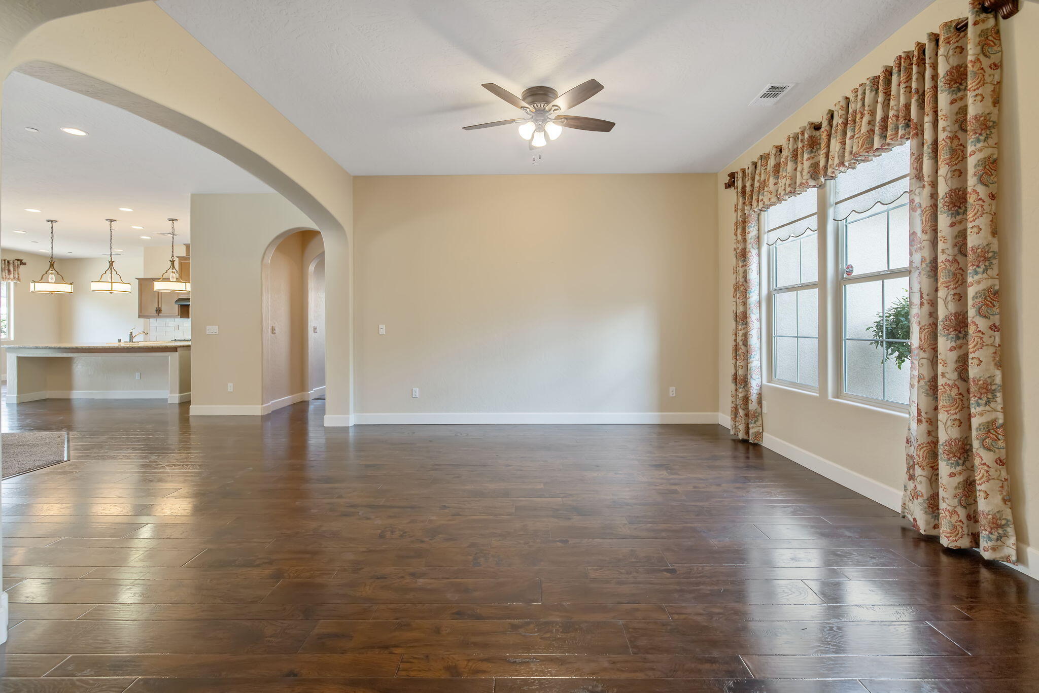3072 Cape Canyon Ave, Tulare, CA 93274