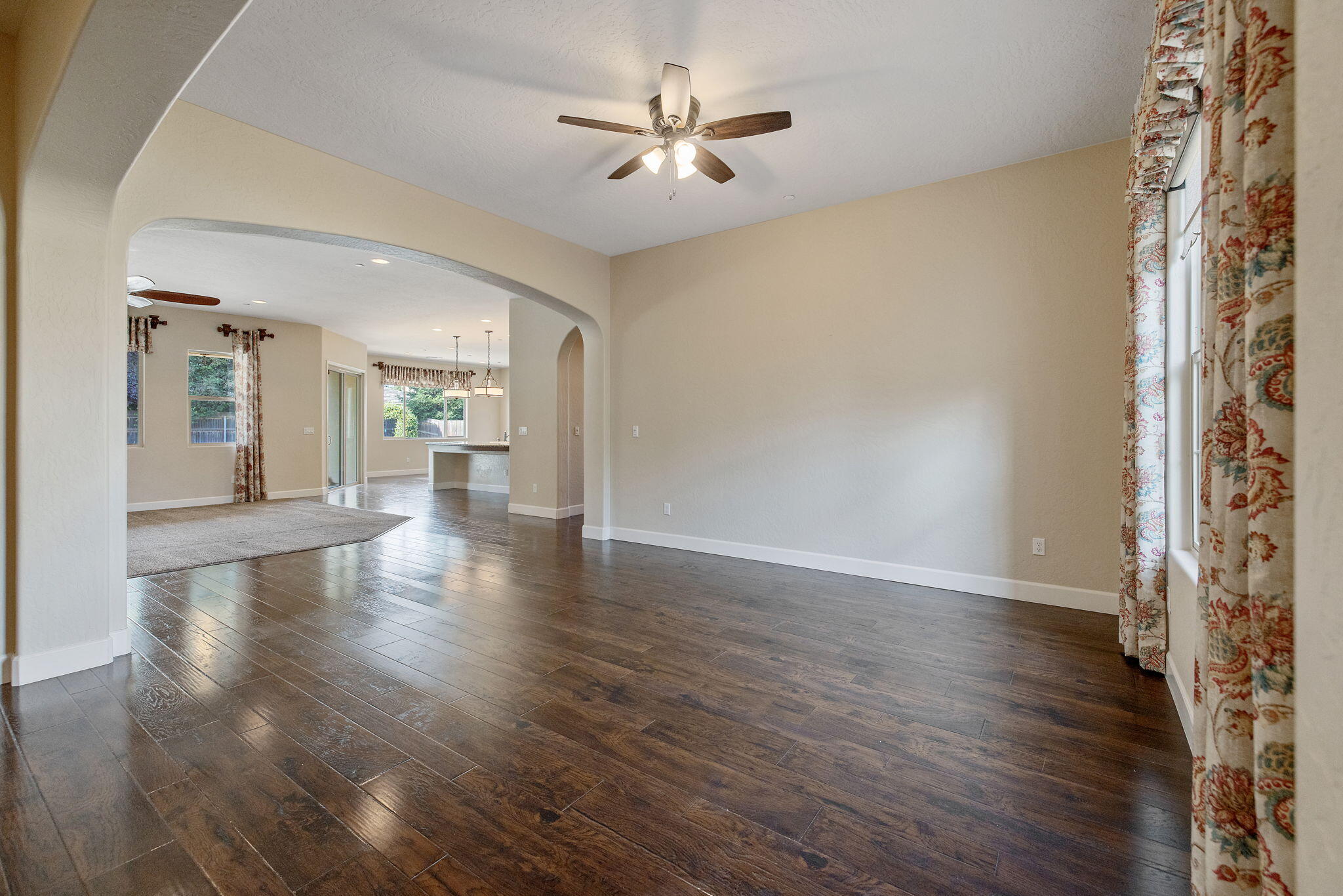 3072 Cape Canyon Ave, Tulare, CA 93274