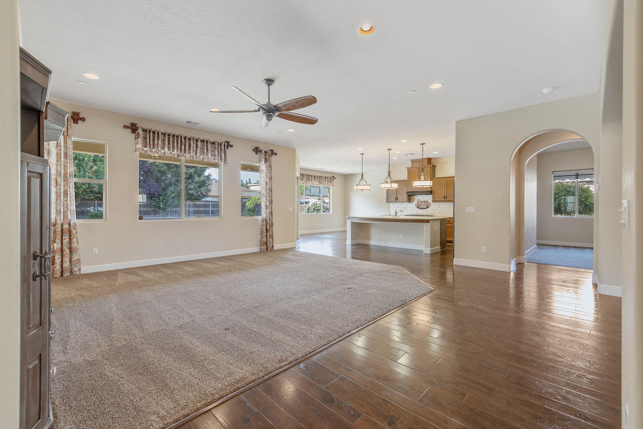 3072 Cape Canyon Ave, Tulare, CA 93274