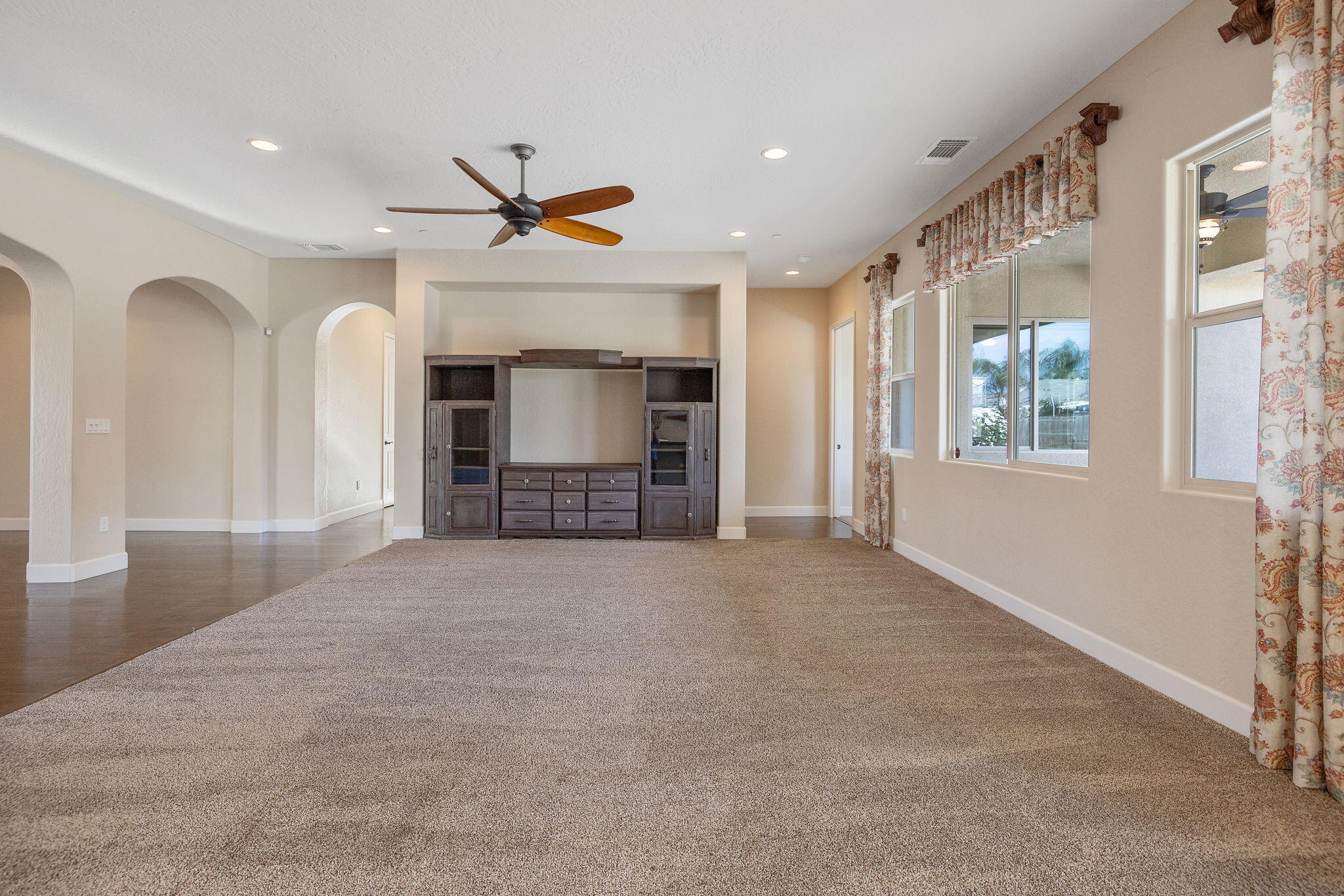 3072 Cape Canyon Ave, Tulare, CA 93274