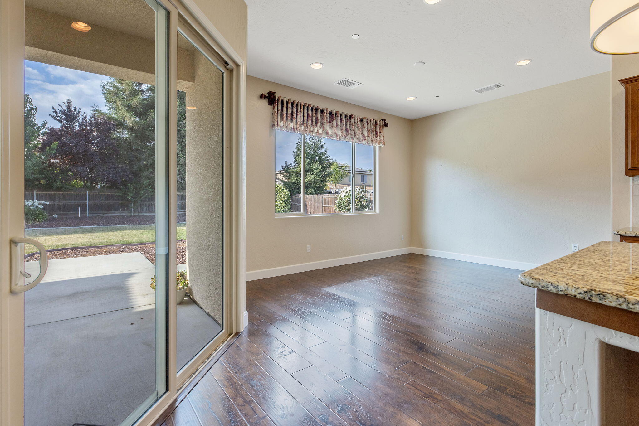 3072 Cape Canyon Ave, Tulare, CA 93274