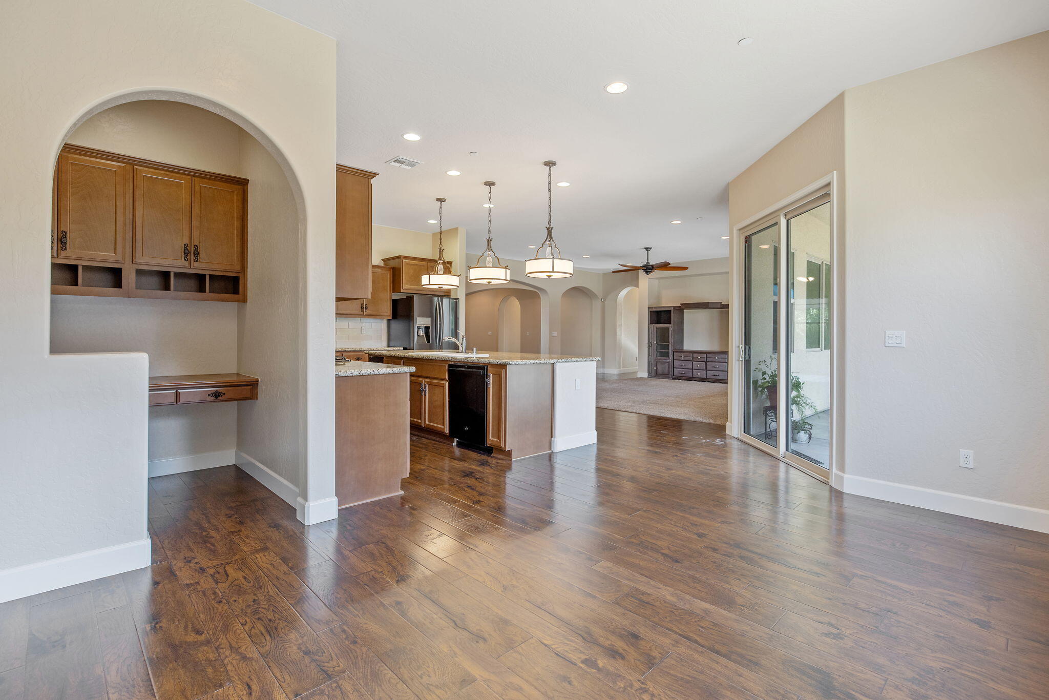 3072 Cape Canyon Ave, Tulare, CA 93274