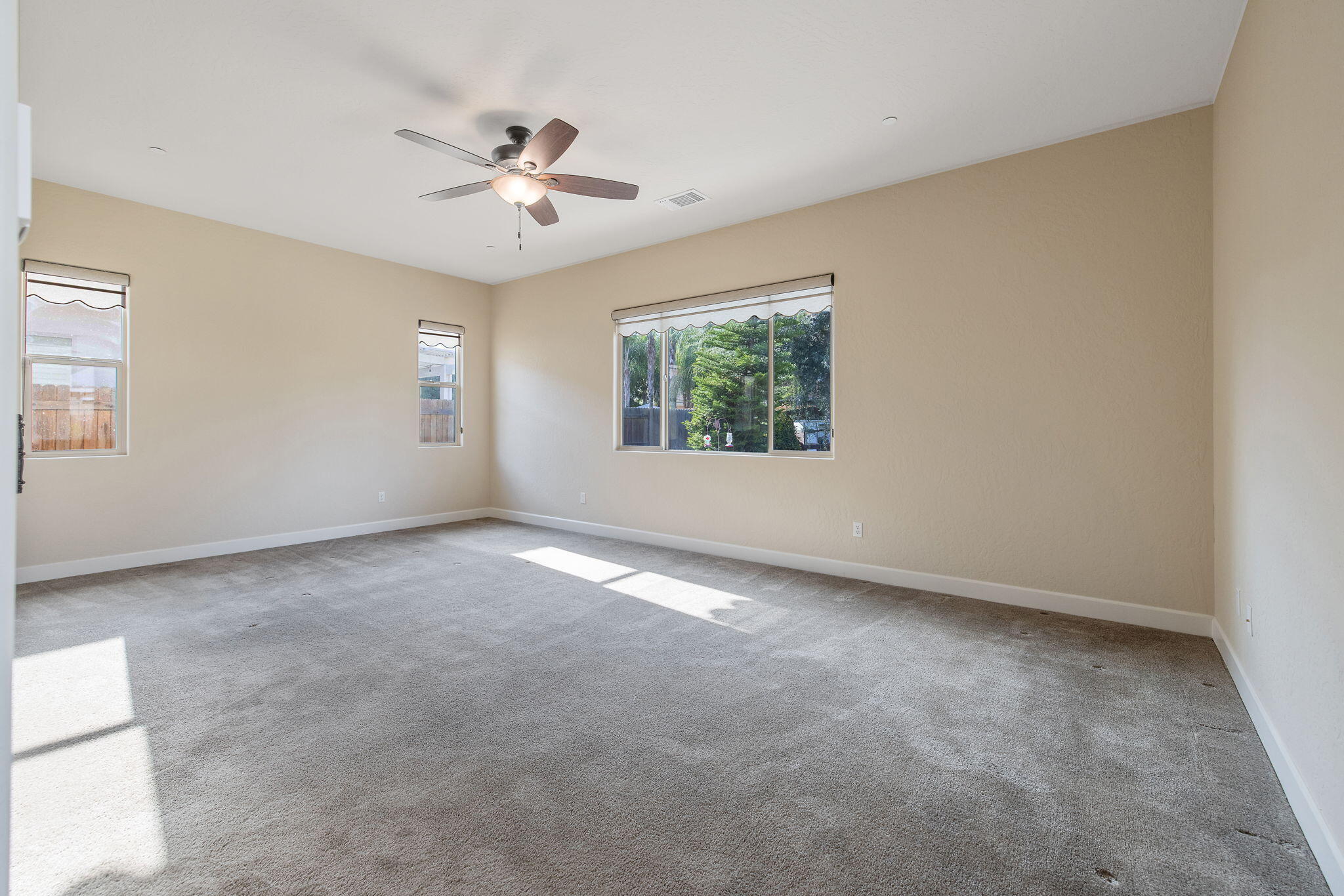 3072 Cape Canyon Ave, Tulare, CA 93274