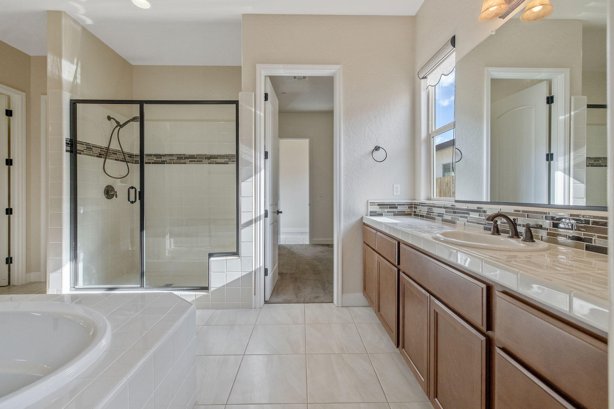 3072 Cape Canyon Ave, Tulare, CA 93274