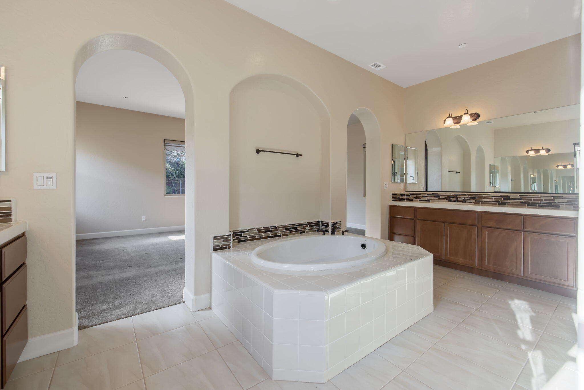 3072 Cape Canyon Ave, Tulare, CA 93274