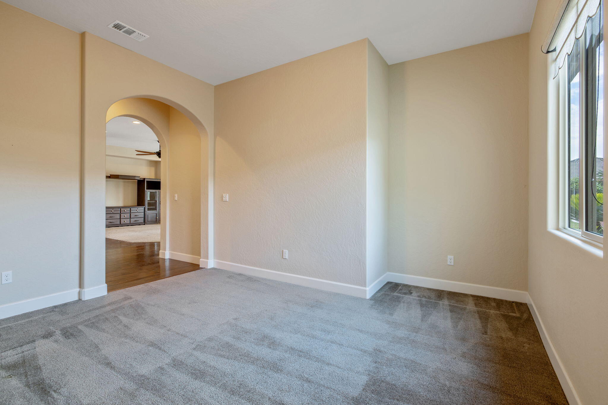 3072 Cape Canyon Ave, Tulare, CA 93274