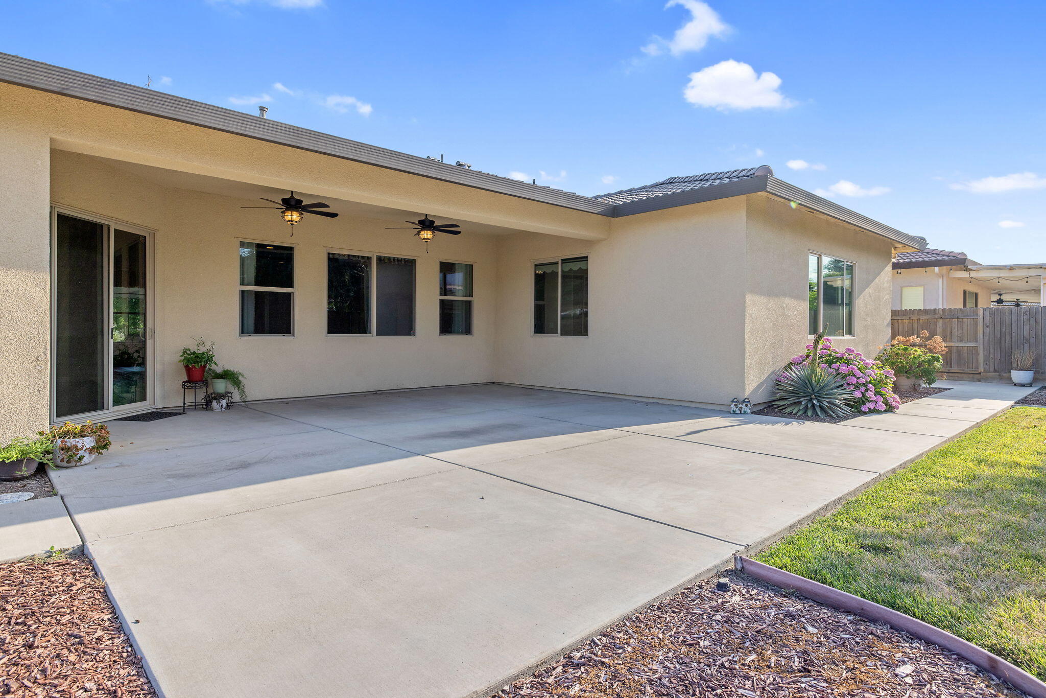 3072 Cape Canyon Ave, Tulare, CA 93274