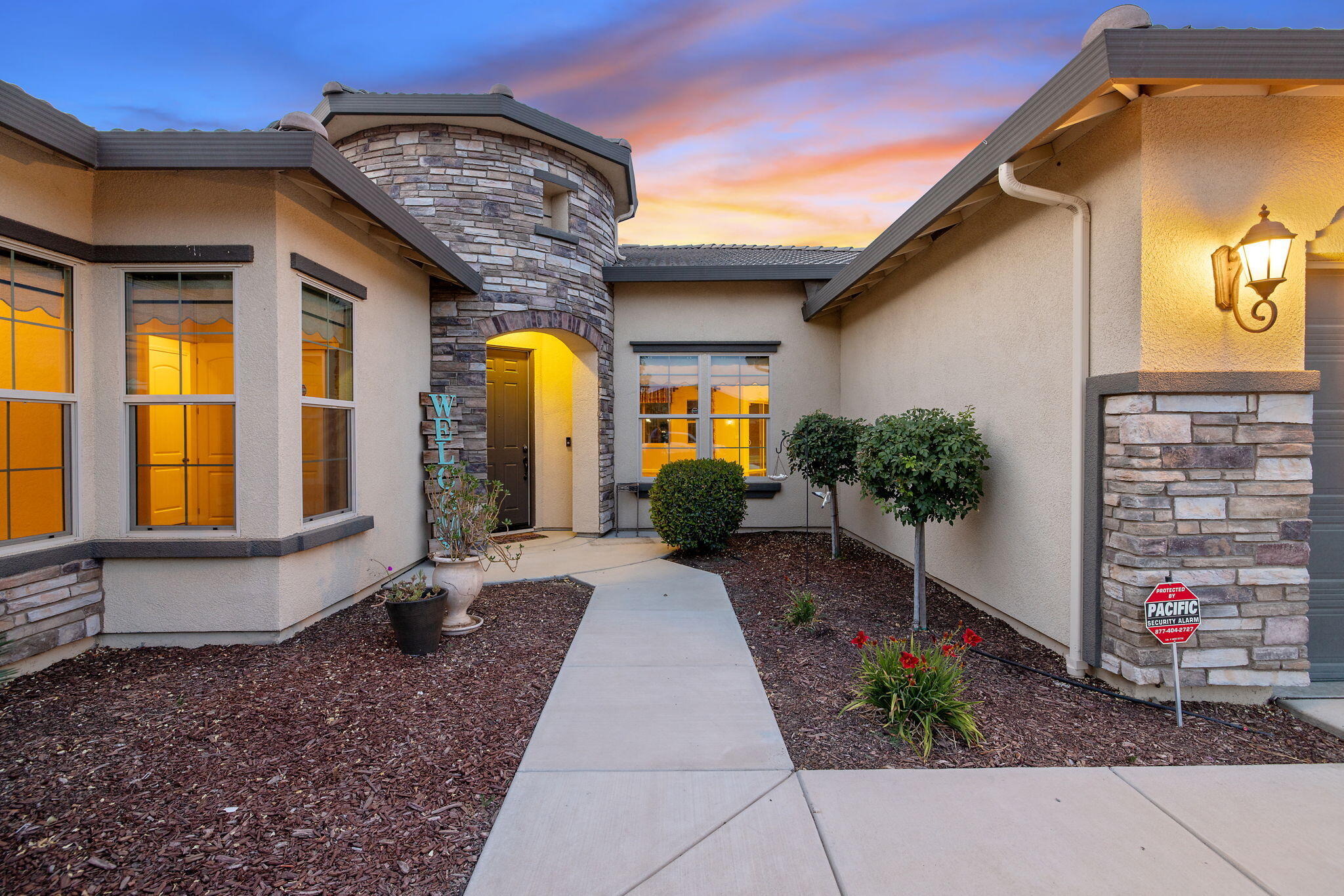 3072 Cape Canyon Ave, Tulare, CA 93274