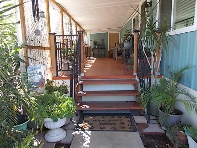 2400 W Midvalley Ave #J-01, Visalia, CA 93277