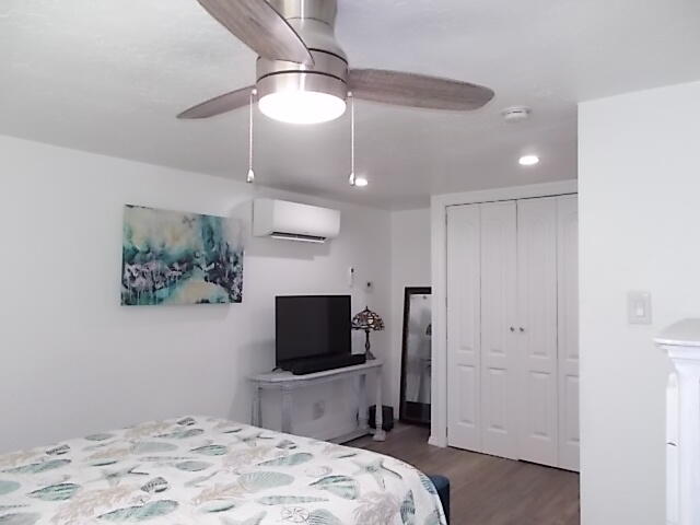 2400 W Midvalley Ave #J-01, Visalia, CA 93277