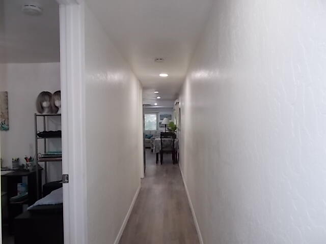 2400 W Midvalley Ave #J-01, Visalia, CA 93277